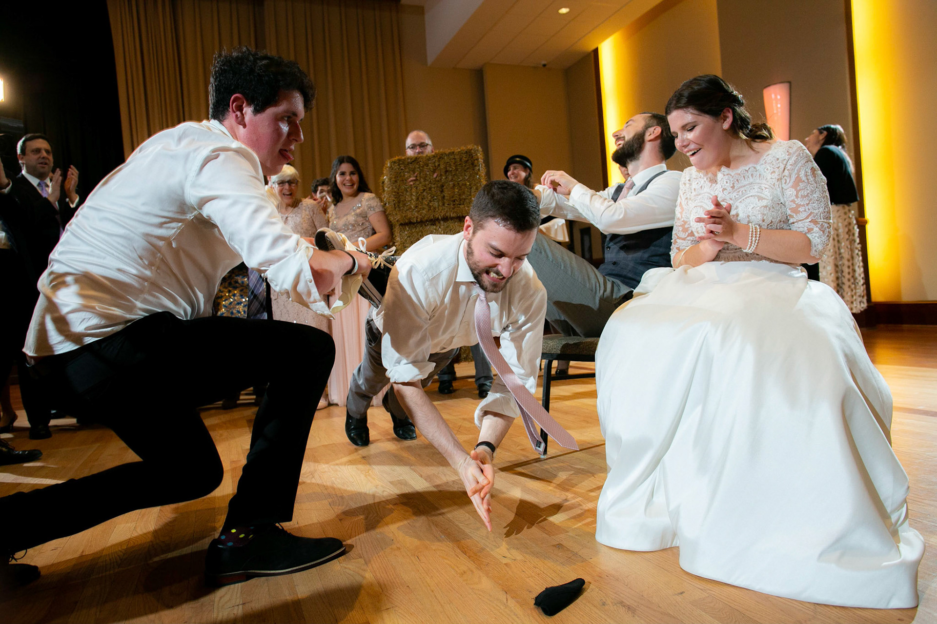 Alison and Shai wed at Beth Tfiloh in Baltimore, MD on Sunday, December 23, 2018.