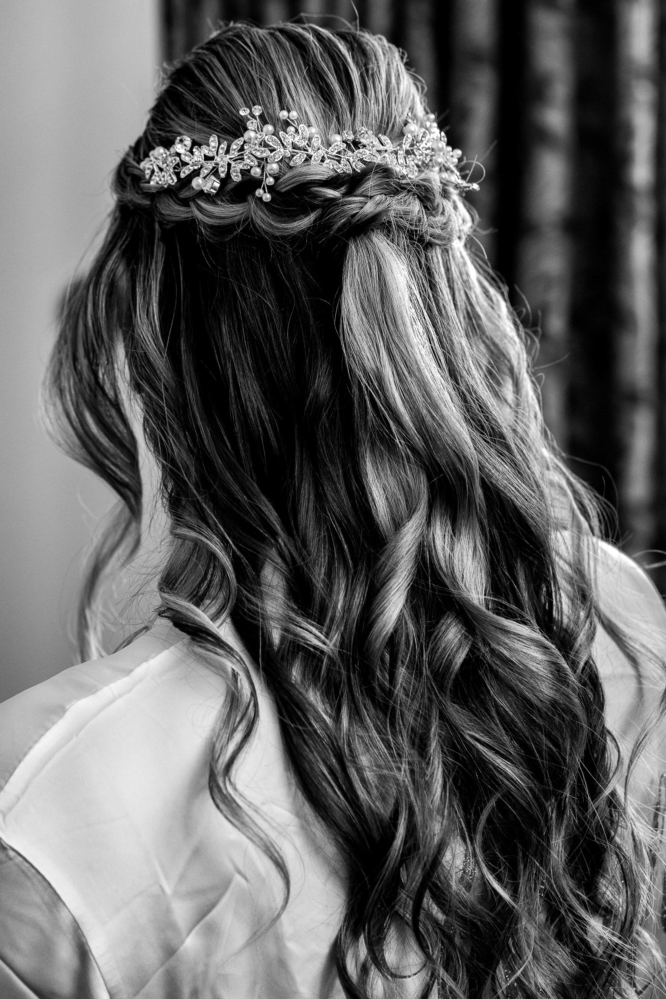 Melissa and Lee get married at Chizuk Amuno Congregation in Baltimore, MD on Saturday, November 7, 2020.