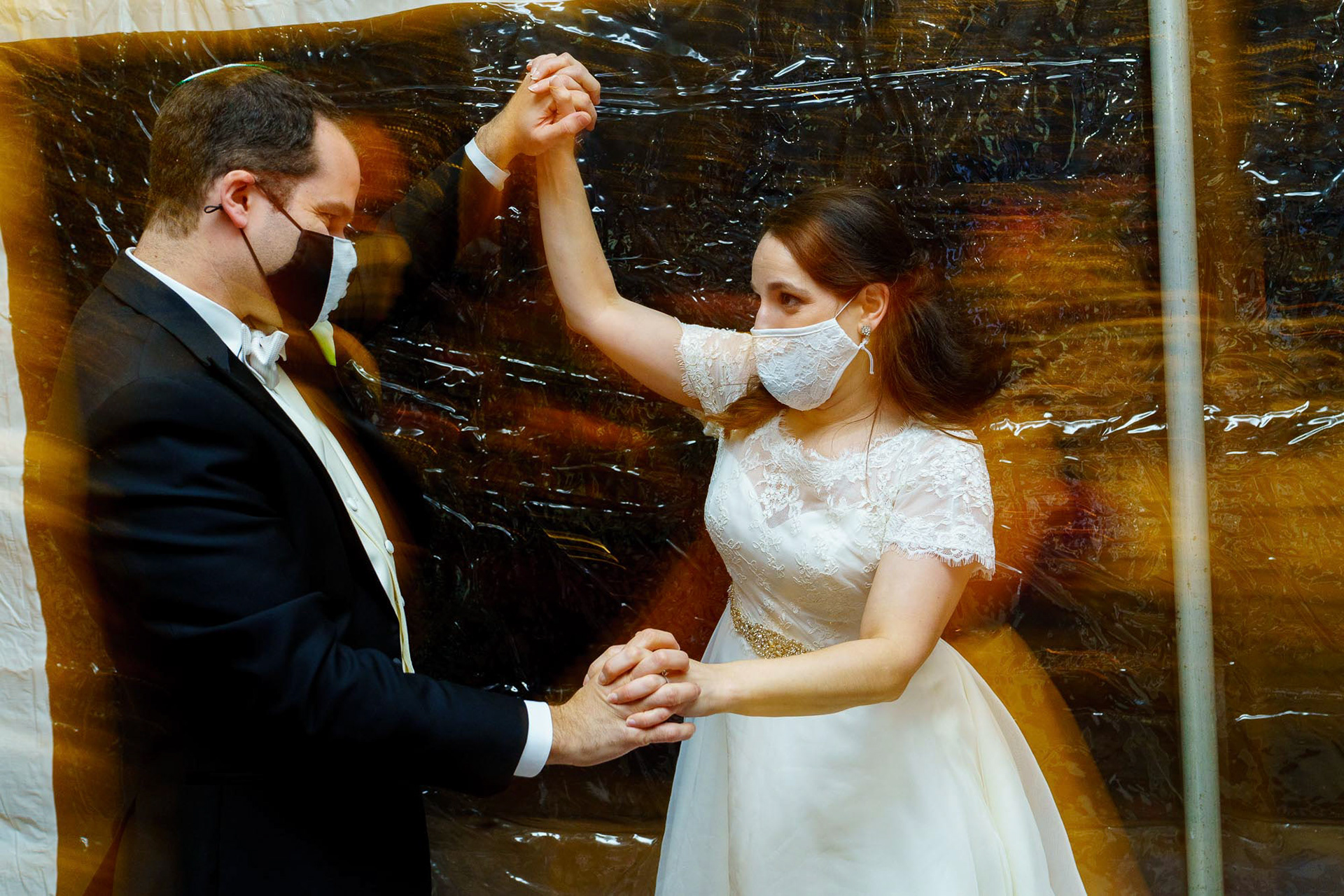 Shoshana and Dani wed at Brookside Gardens in Wheaton, MD on Sunday, November 1, 2020.