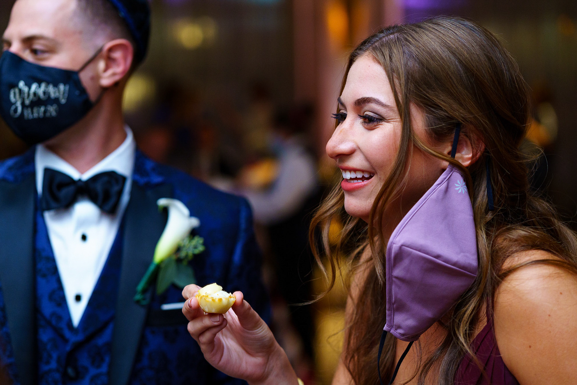 Melissa and Lee get married at Chizuk Amuno Congregation in Baltimore, MD on Saturday, November 7, 2020.