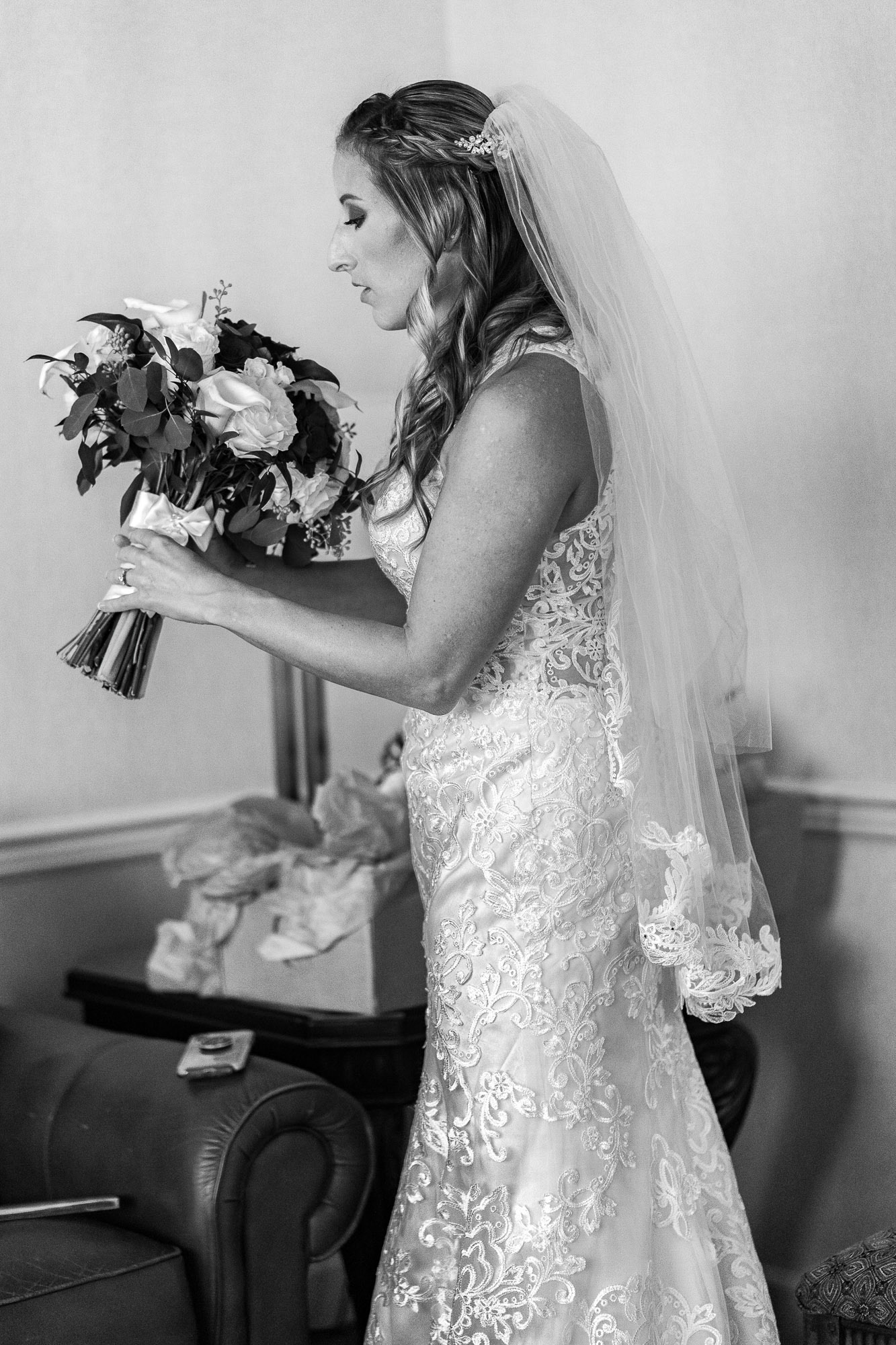 Melissa and Lee get married at Chizuk Amuno Congregation in Baltimore, MD on Saturday, November 7, 2020.