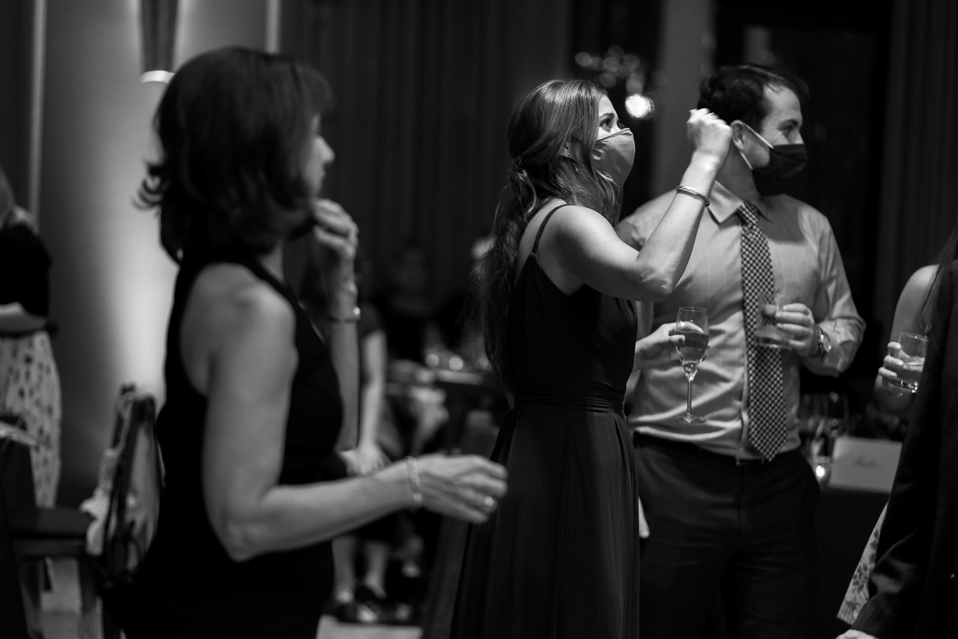 Melissa and Lee get married at Chizuk Amuno Congregation in Baltimore, MD on Saturday, November 7, 2020.