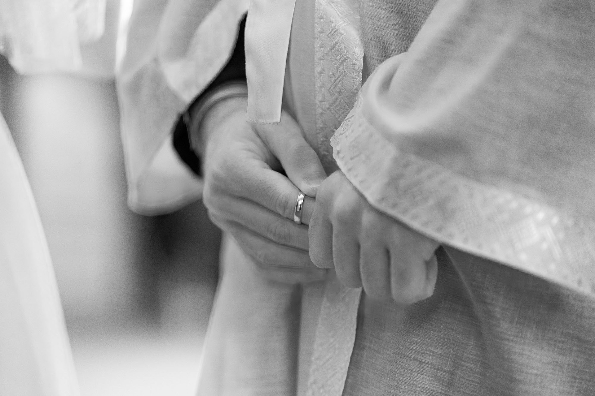 Shoshana and Dani wed at Brookside Gardens in Wheaton, MD on Sunday, November 1, 2020.