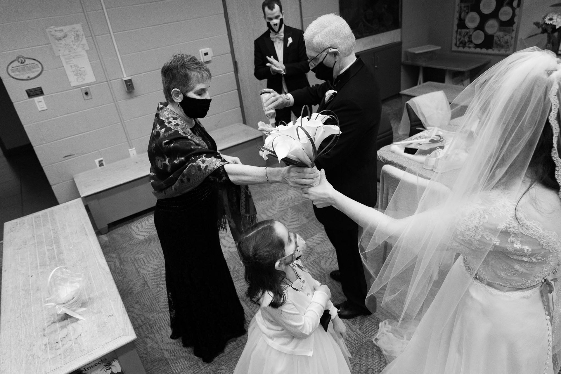 Shoshana and Dani wed at Brookside Gardens in Wheaton, MD on Sunday, November 1, 2020.