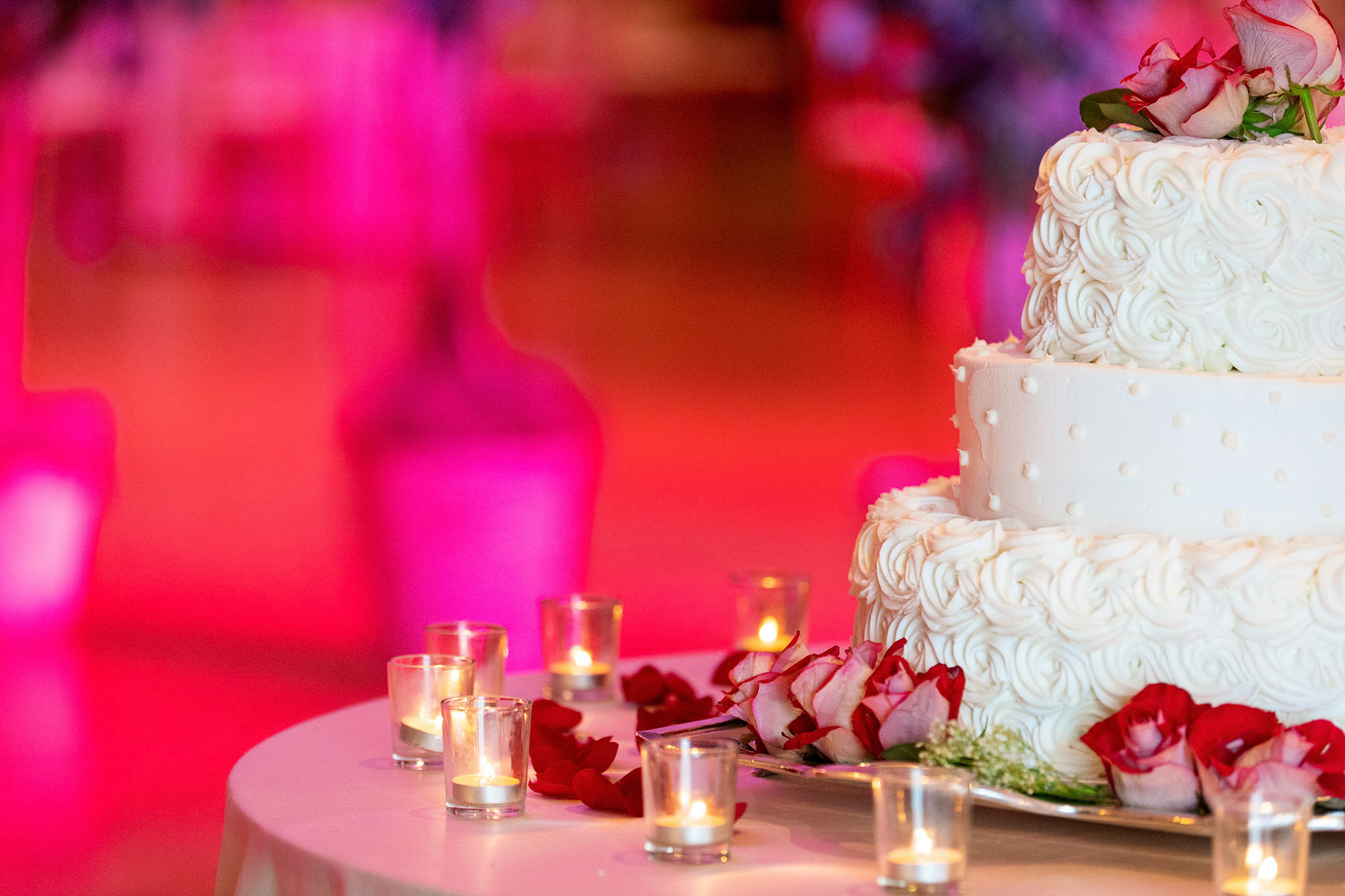 Wedding of Rebecca and Elliot at Beth Tfiloh in Pikesville, MD on Sunday, December 12, 2021.