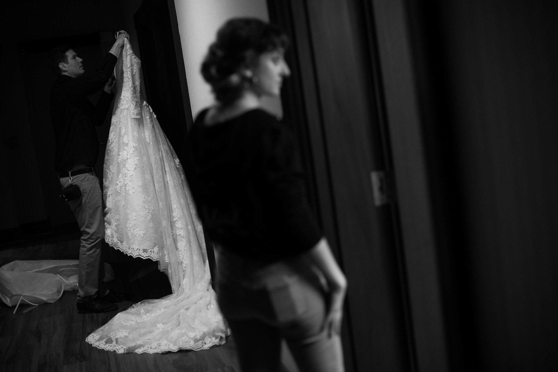 Modern Orthodox Jewish Wedding Grand Lodge Hunt Valley Baltimore Chosson Kallah Tish Bedeken Chuppah Party Portraits Spring Cloudy Rain Fran Berger