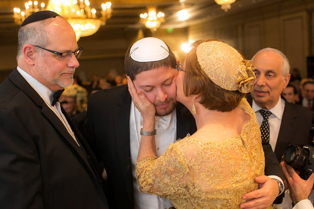 Baltimore, Hunt Valley, Jewish, Maryland, Valley Mansion, chuppah, kabbalat panim, modern orthodox, portraits, tish, wedding