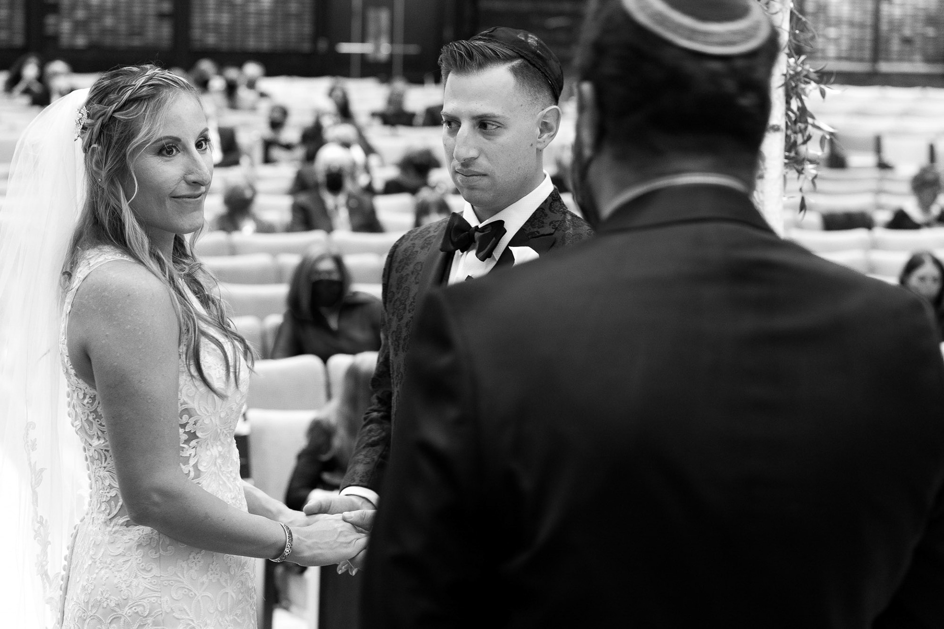 Melissa and Lee get married at Chizuk Amuno Congregation in Baltimore, MD on Saturday, November 7, 2020.