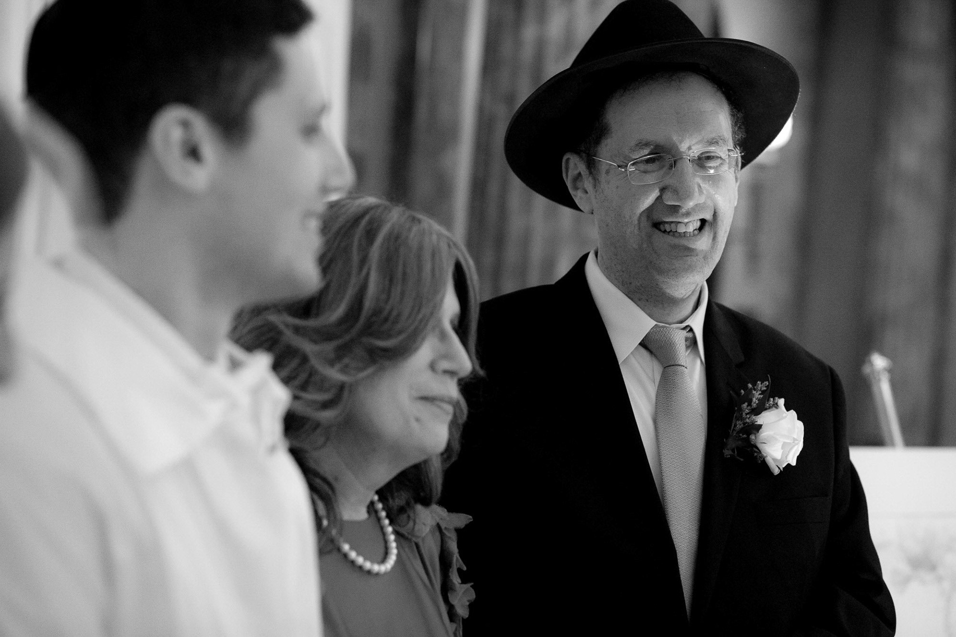 Modern Orthodox Jewish Wedding Grand Lodge Hunt Valley Baltimore Chosson Kallah Tish Bedeken Chuppah Party Portraits Spring Cloudy Rain Fran Berger
