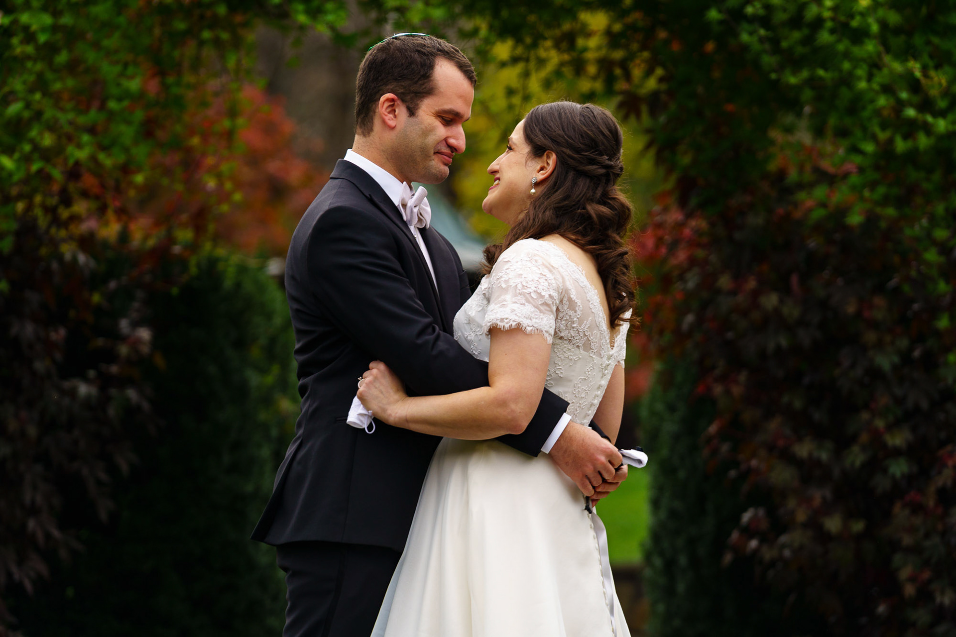 Shoshana and Dani wed at Brookside Gardens in Wheaton, MD on Sunday, November 1, 2020.