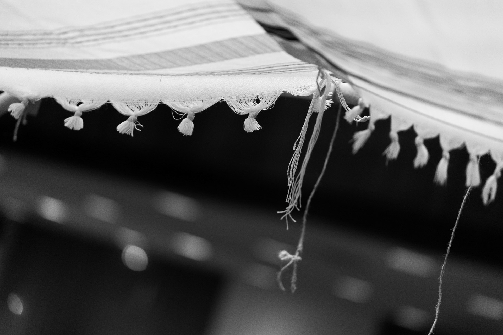 Melissa and Lee get married at Chizuk Amuno Congregation in Baltimore, MD on Saturday, November 7, 2020.