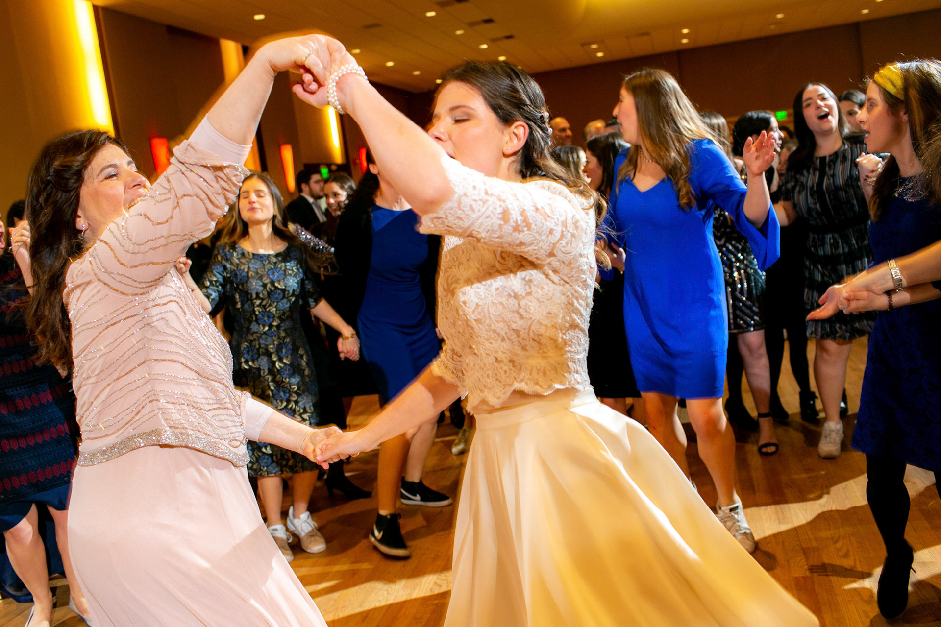 Alison and Shai wed at Beth Tfiloh in Baltimore, MD on Sunday, December 23, 2018.