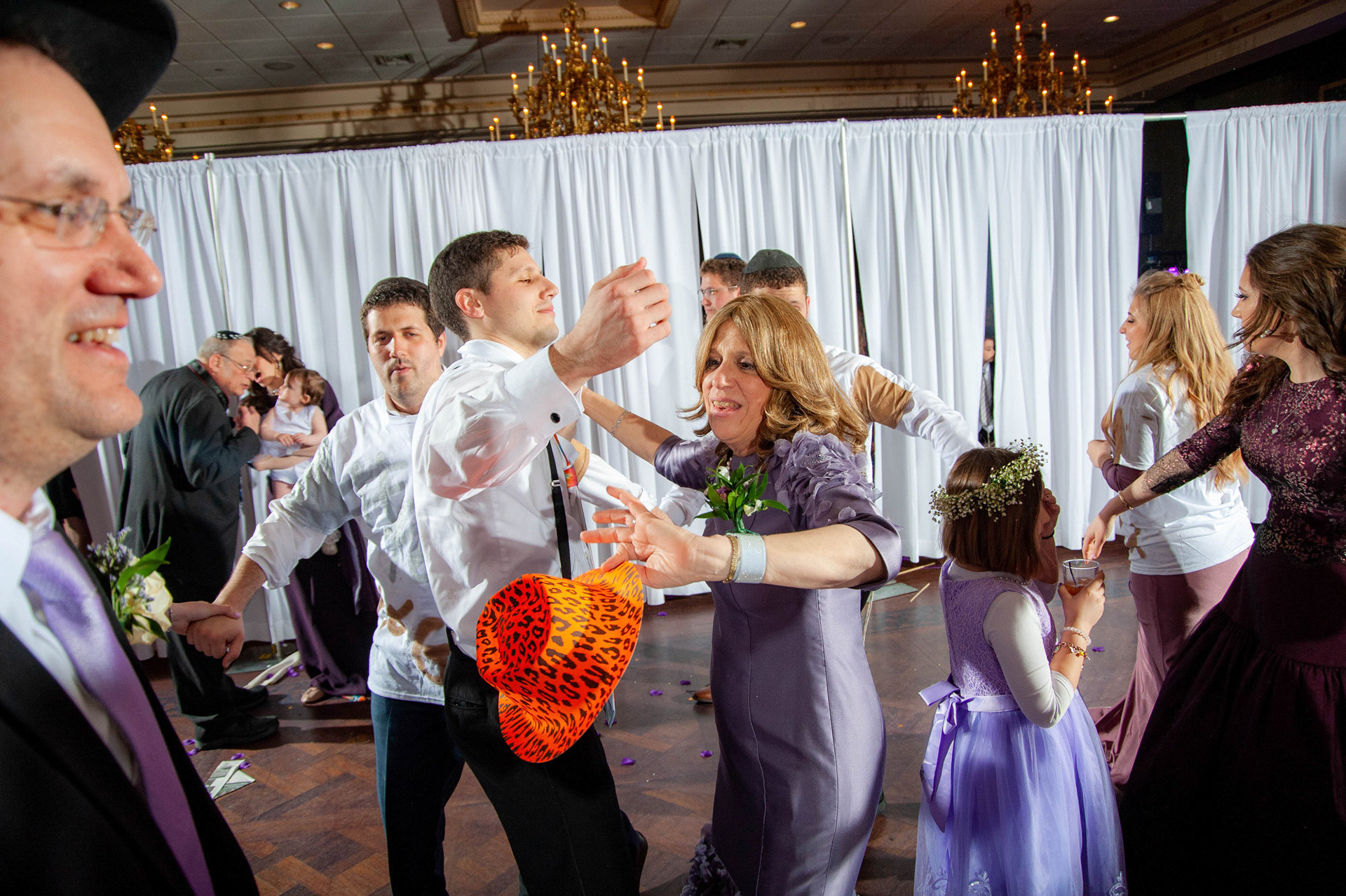 Modern Orthodox Jewish Wedding Grand Lodge Hunt Valley Baltimore Chosson Kallah Tish Bedeken Chuppah Party Portraits Spring Cloudy Rain Fran Berger