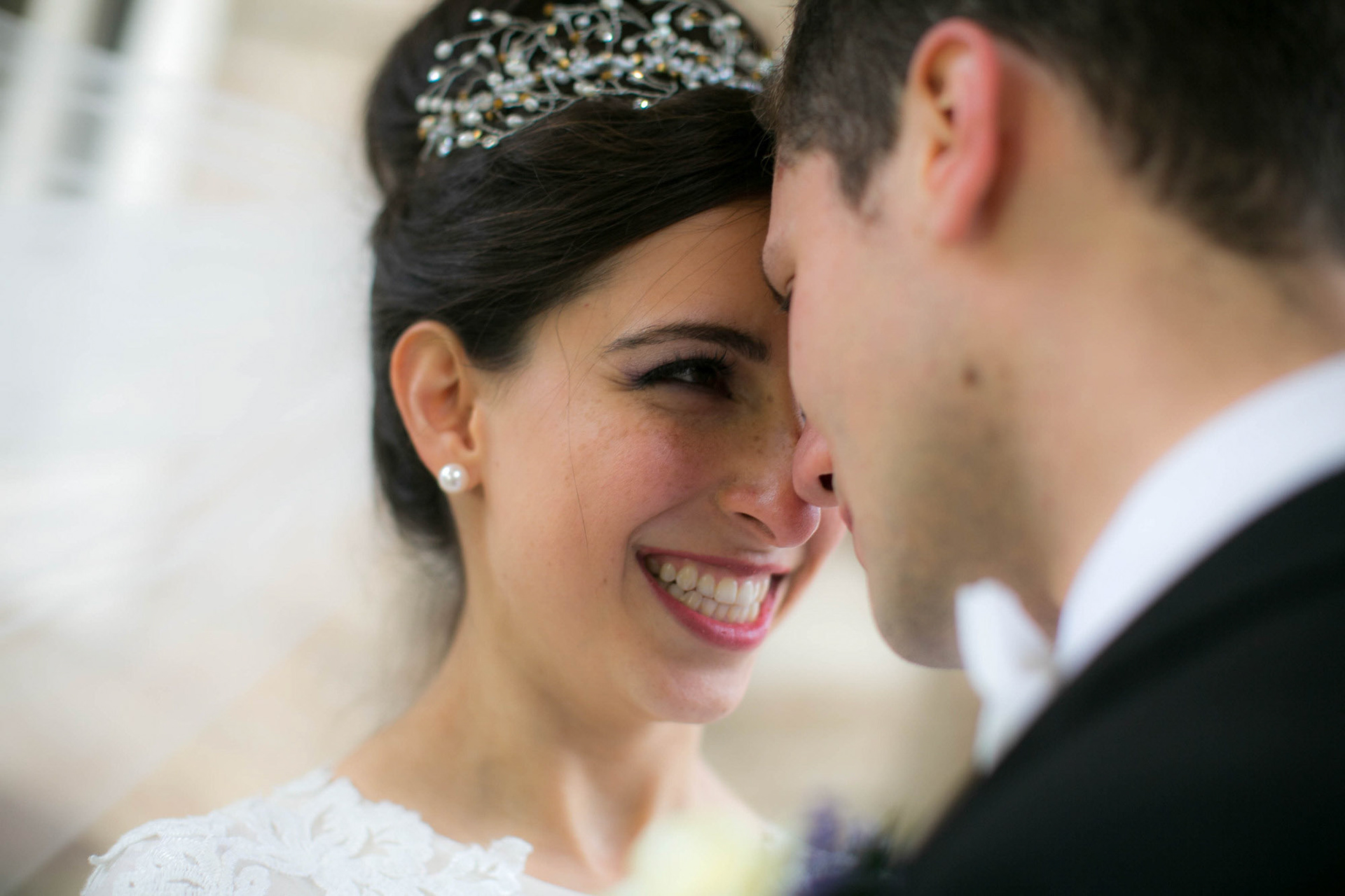 Modern Orthodox Jewish Wedding Grand Lodge Hunt Valley Baltimore Chosson Kallah Tish Bedeken Chuppah Party Portraits Spring Cloudy Rain Fran Berger
