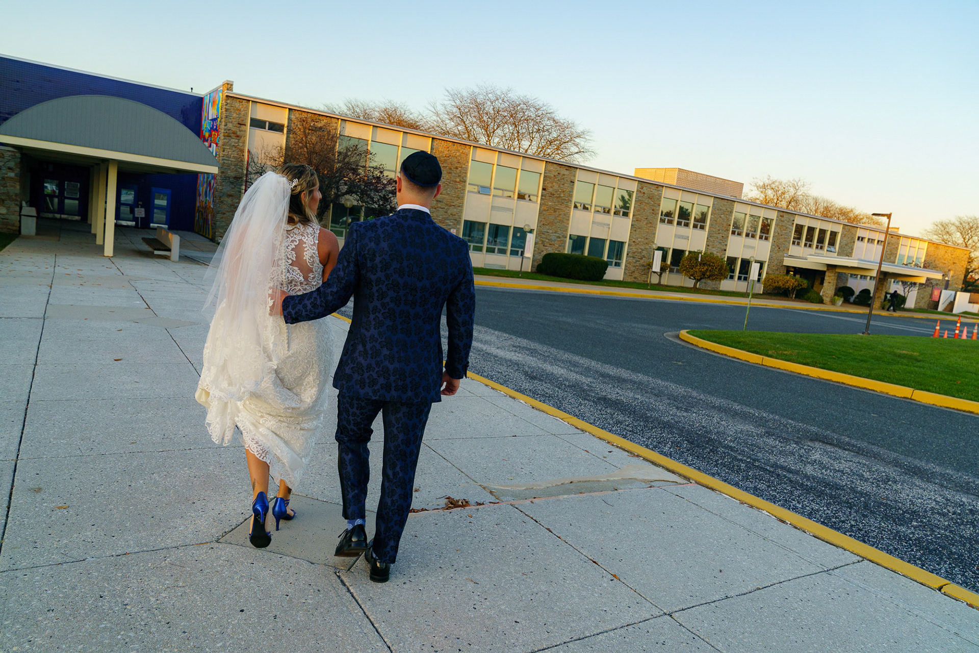 Melissa and Lee get married at Chizuk Amuno Congregation in Baltimore, MD on Saturday, November 7, 2020.