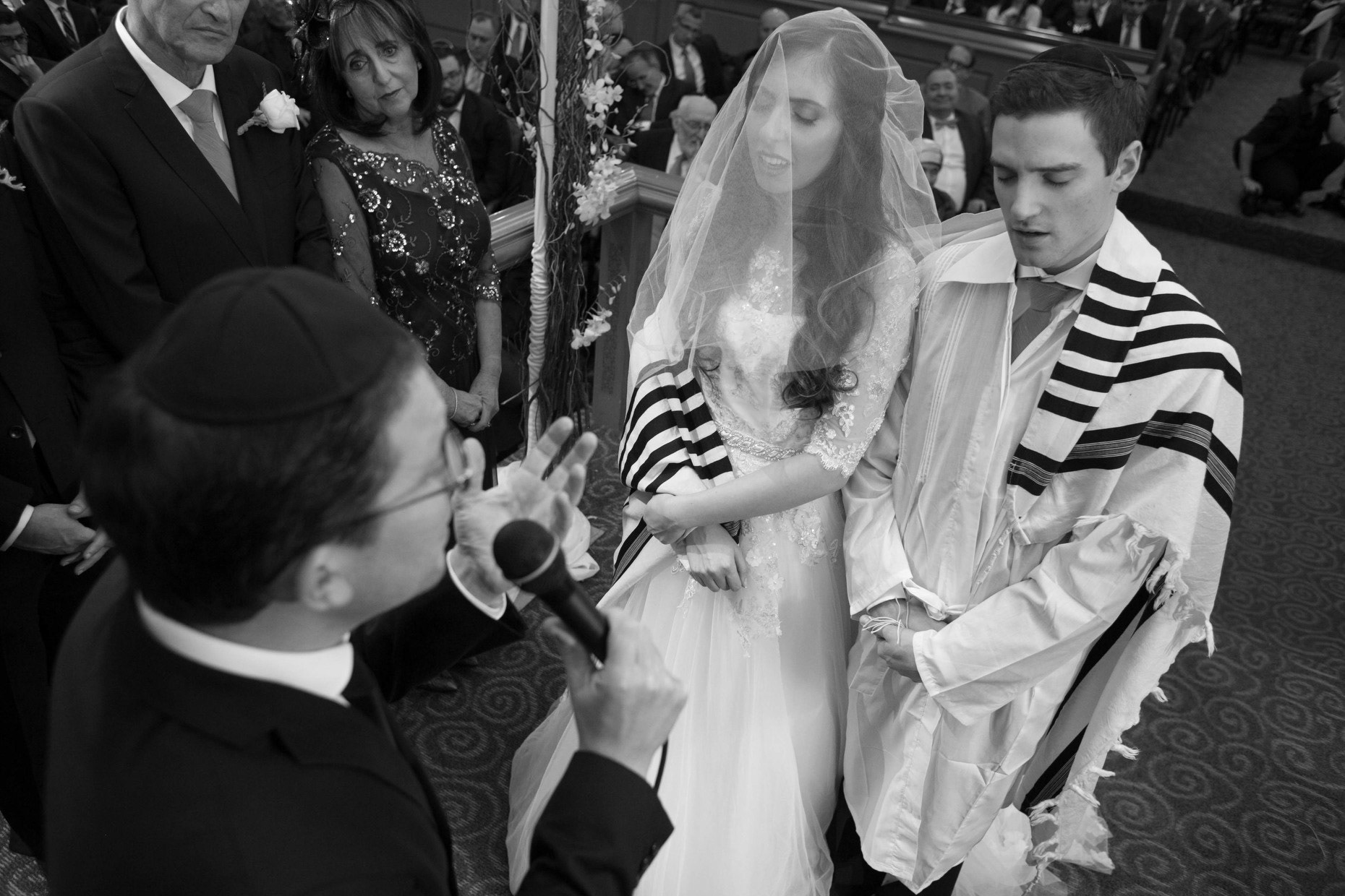 Rebecca and Gavriel's wedding at Shomrei Emunah on Sunday, November 22, 2015.