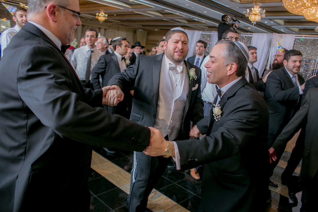 Baltimore, Hunt Valley, Jewish, Maryland, Valley Mansion, chuppah, kabbalat panim, modern orthodox, portraits, tish, wedding