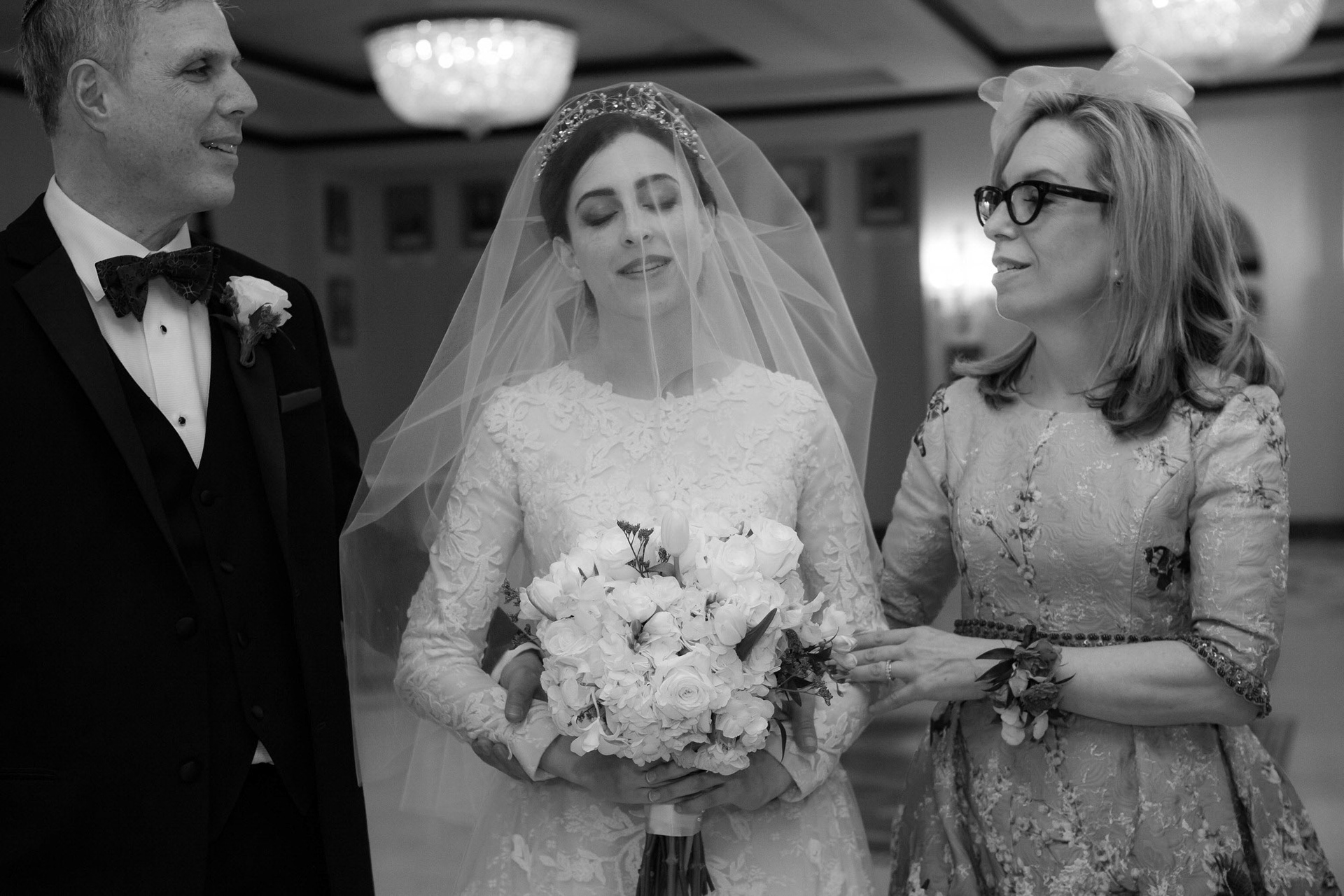 Modern Orthodox Jewish Wedding Grand Lodge Hunt Valley Baltimore Chosson Kallah Tish Bedeken Chuppah Party Portraits Spring Cloudy Rain Fran Berger