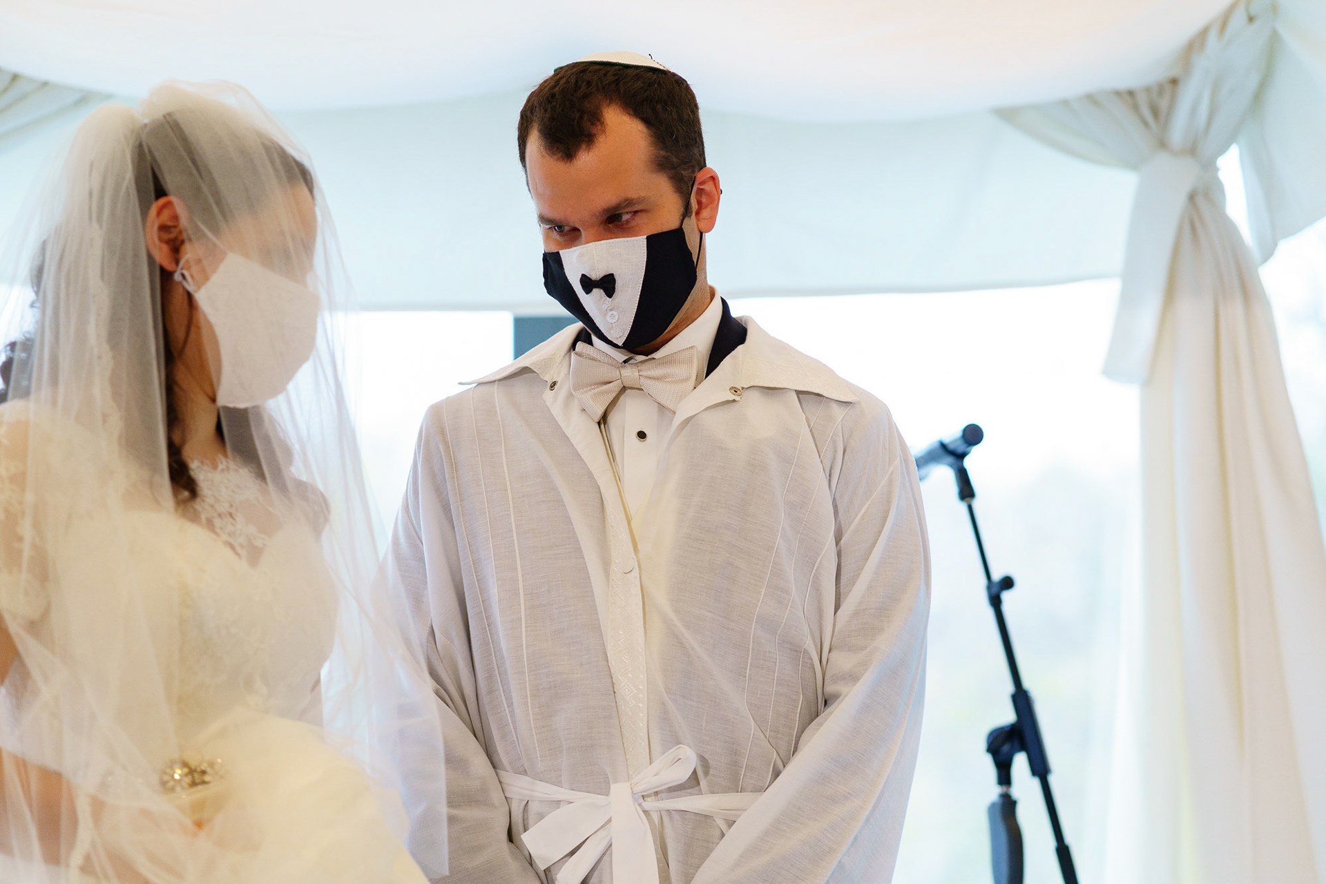 Shoshana and Dani wed at Brookside Gardens in Wheaton, MD on Sunday, November 1, 2020.