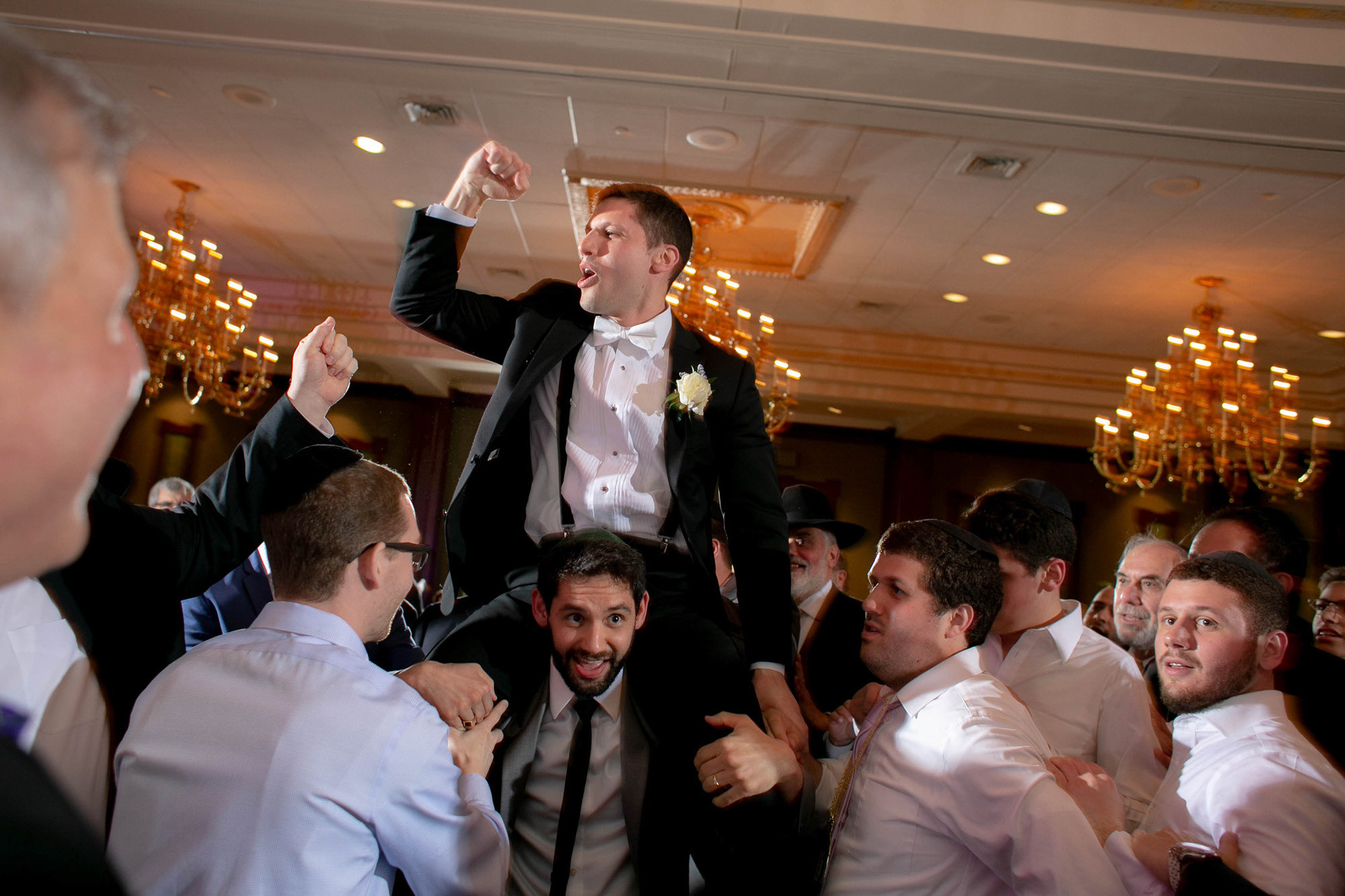 Modern Orthodox Jewish Wedding Grand Lodge Hunt Valley Baltimore Chosson Kallah Tish Bedeken Chuppah Party Portraits Spring Cloudy Rain Fran Berger