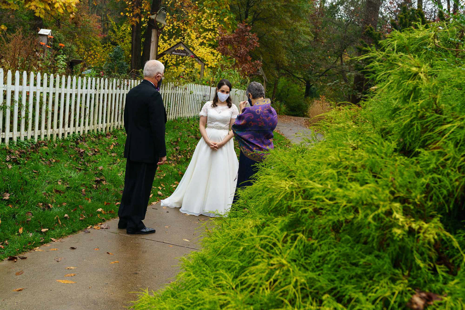Shoshana and Dani wed at Brookside Gardens in Wheaton, MD on Sunday, November 1, 2020.