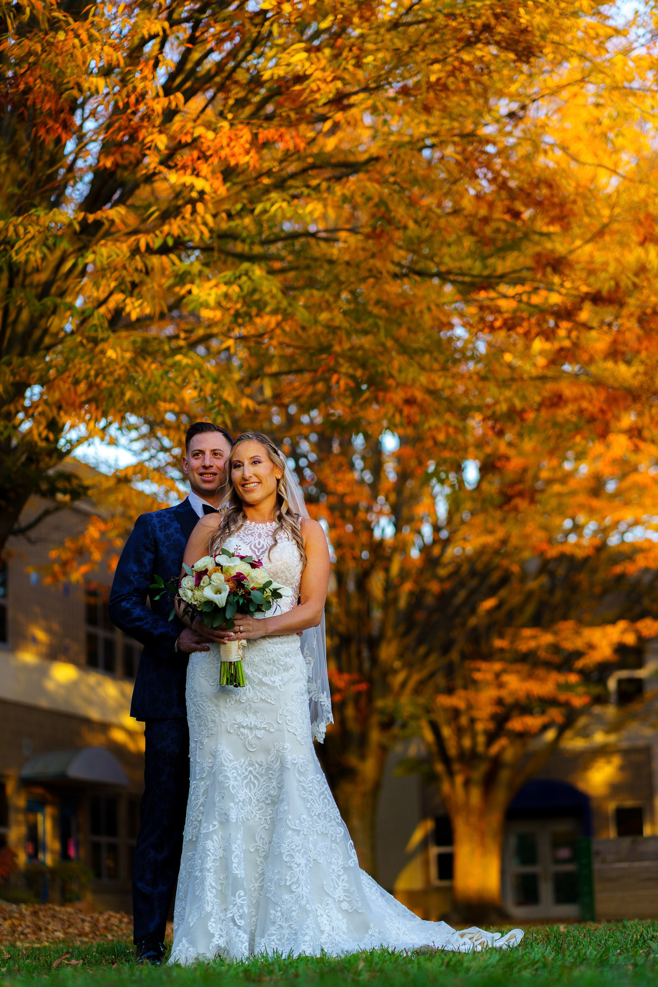 Melissa and Lee get married at Chizuk Amuno Congregation in Baltimore, MD on Saturday, November 7, 2020.