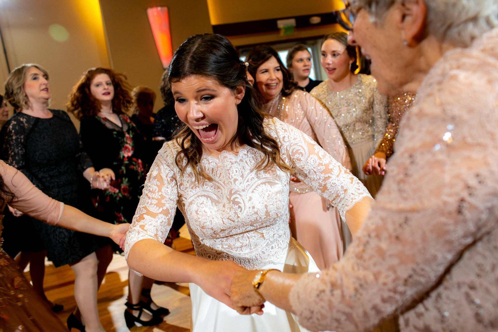 Alison and Shai wed at Beth Tfiloh in Baltimore, MD on Sunday, December 23, 2018.
