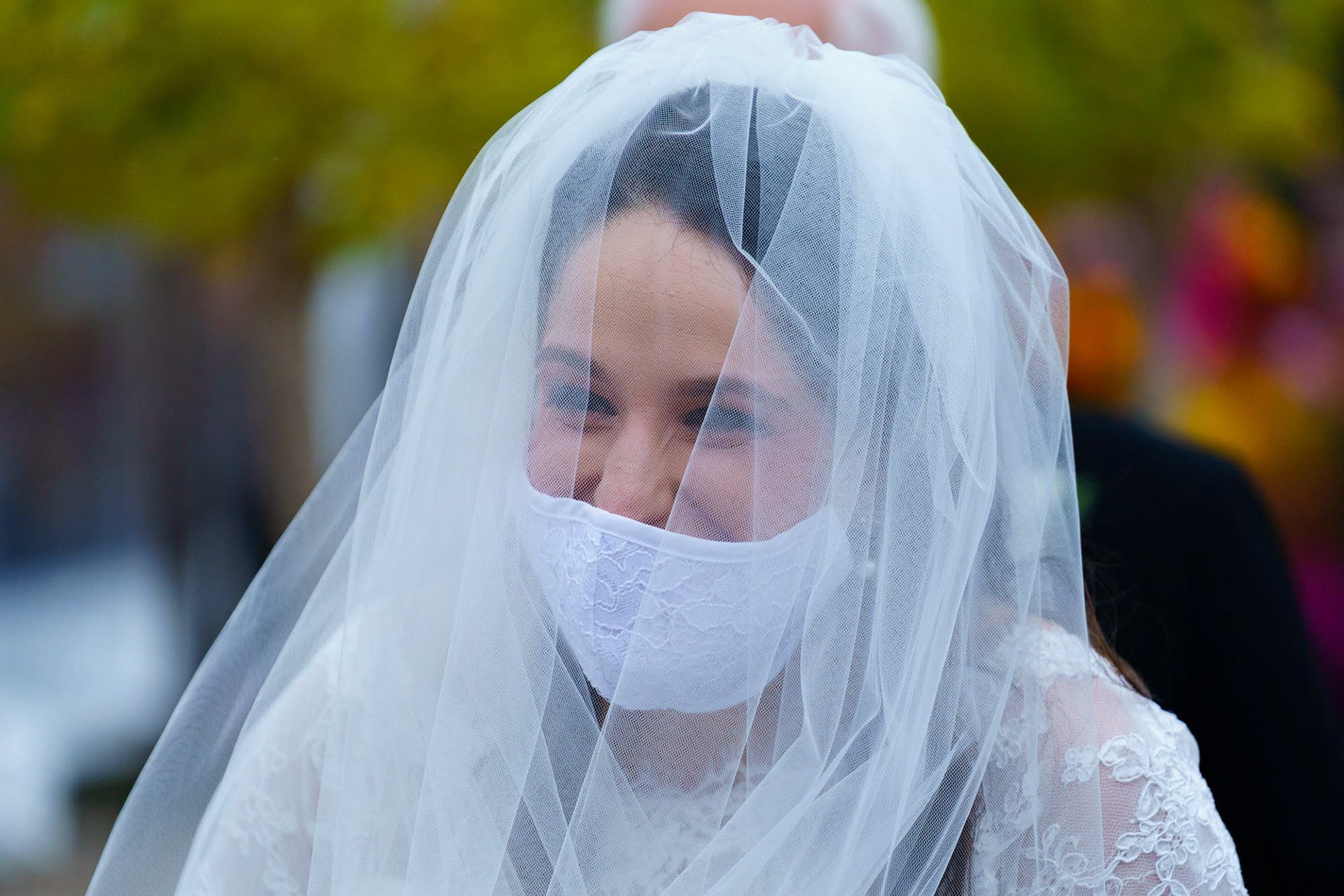 Shoshana and Dani wed at Brookside Gardens in Wheaton, MD on Sunday, November 1, 2020.