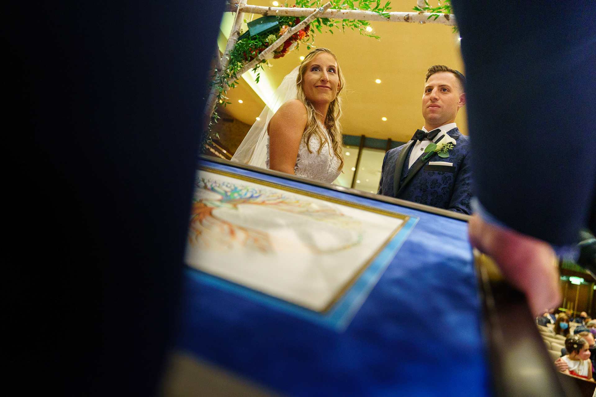 Melissa and Lee get married at Chizuk Amuno Congregation in Baltimore, MD on Saturday, November 7, 2020.