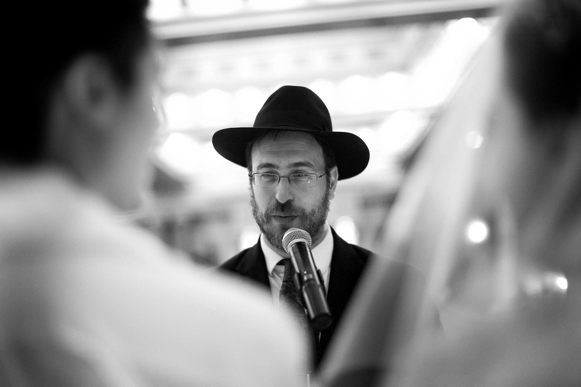 Modern Orthodox Jewish Wedding Grand Lodge Hunt Valley Baltimore Chosson Kallah Tish Bedeken Chuppah Party Portraits Spring Cloudy Rain Fran Berger