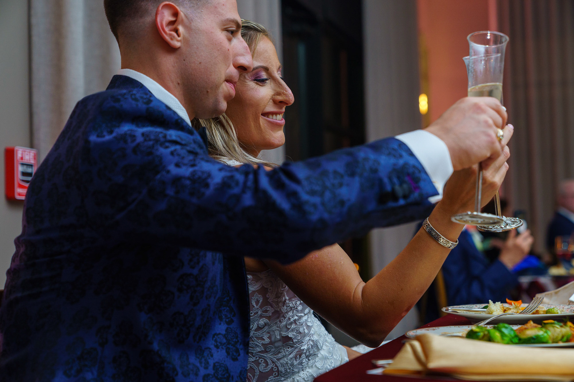 Melissa and Lee get married at Chizuk Amuno Congregation in Baltimore, MD on Saturday, November 7, 2020.