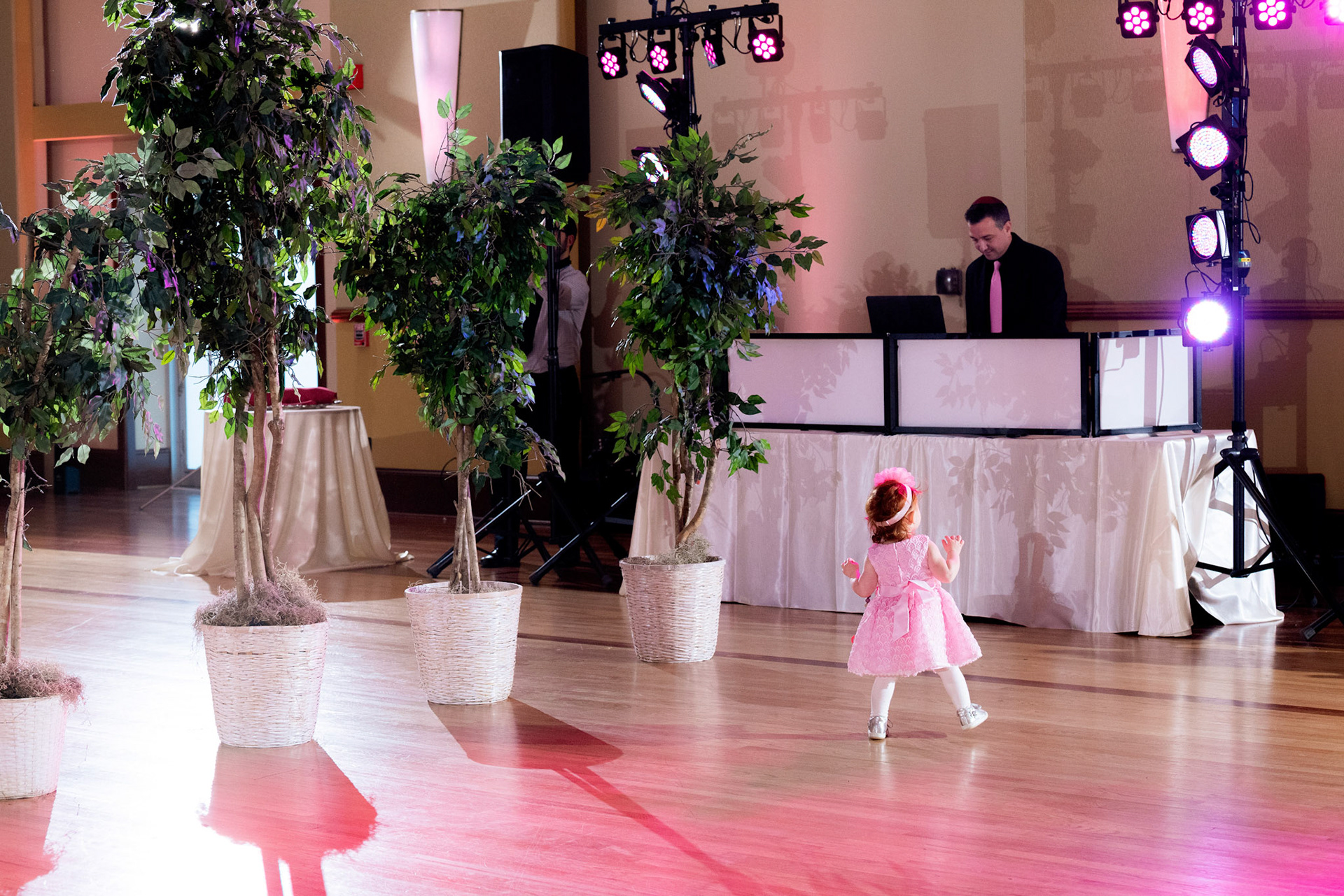 Wedding of Rebecca and Elliot at Beth Tfiloh in Pikesville, MD on Sunday, December 12, 2021.