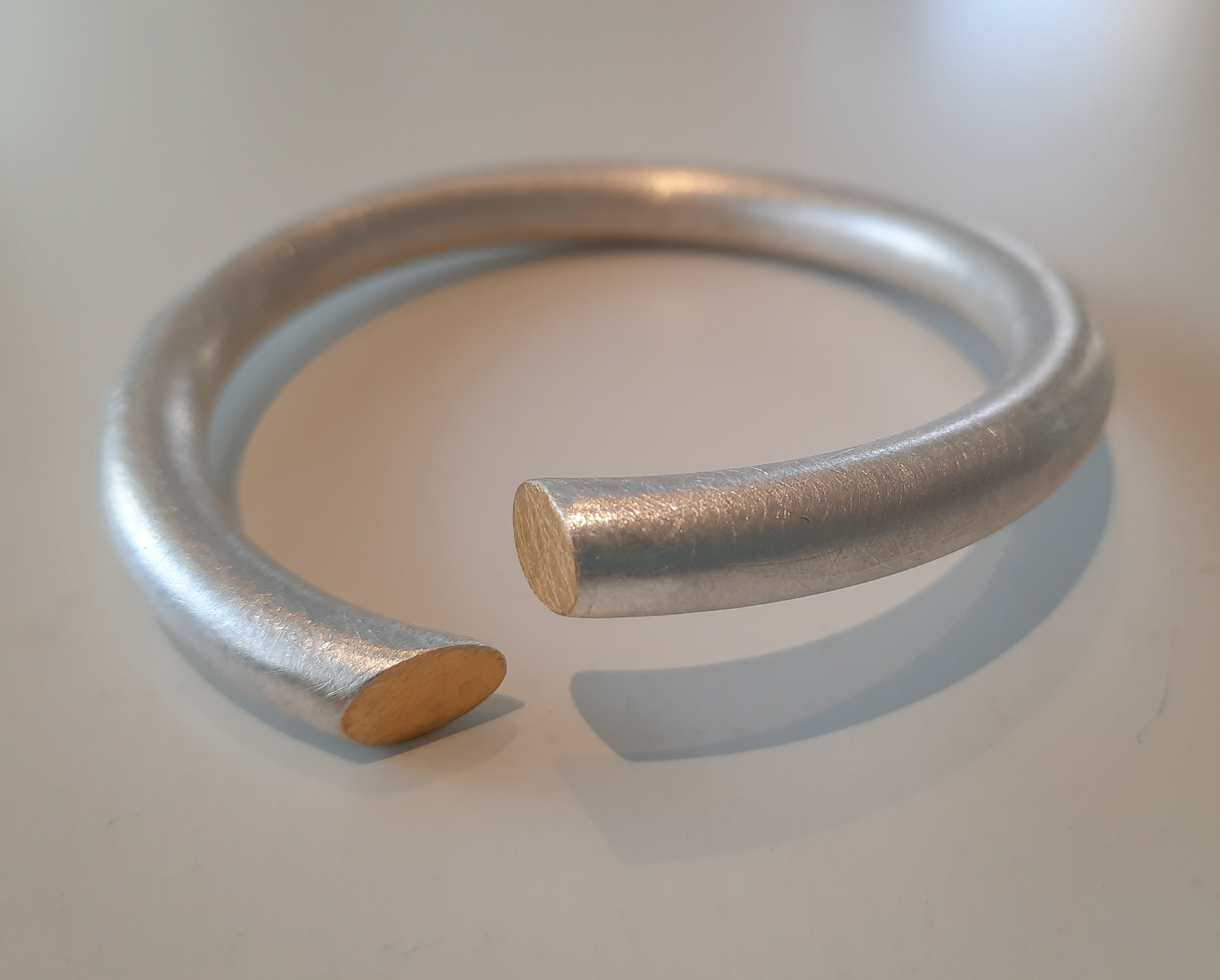 Armreif, 935 Silber, Feingold