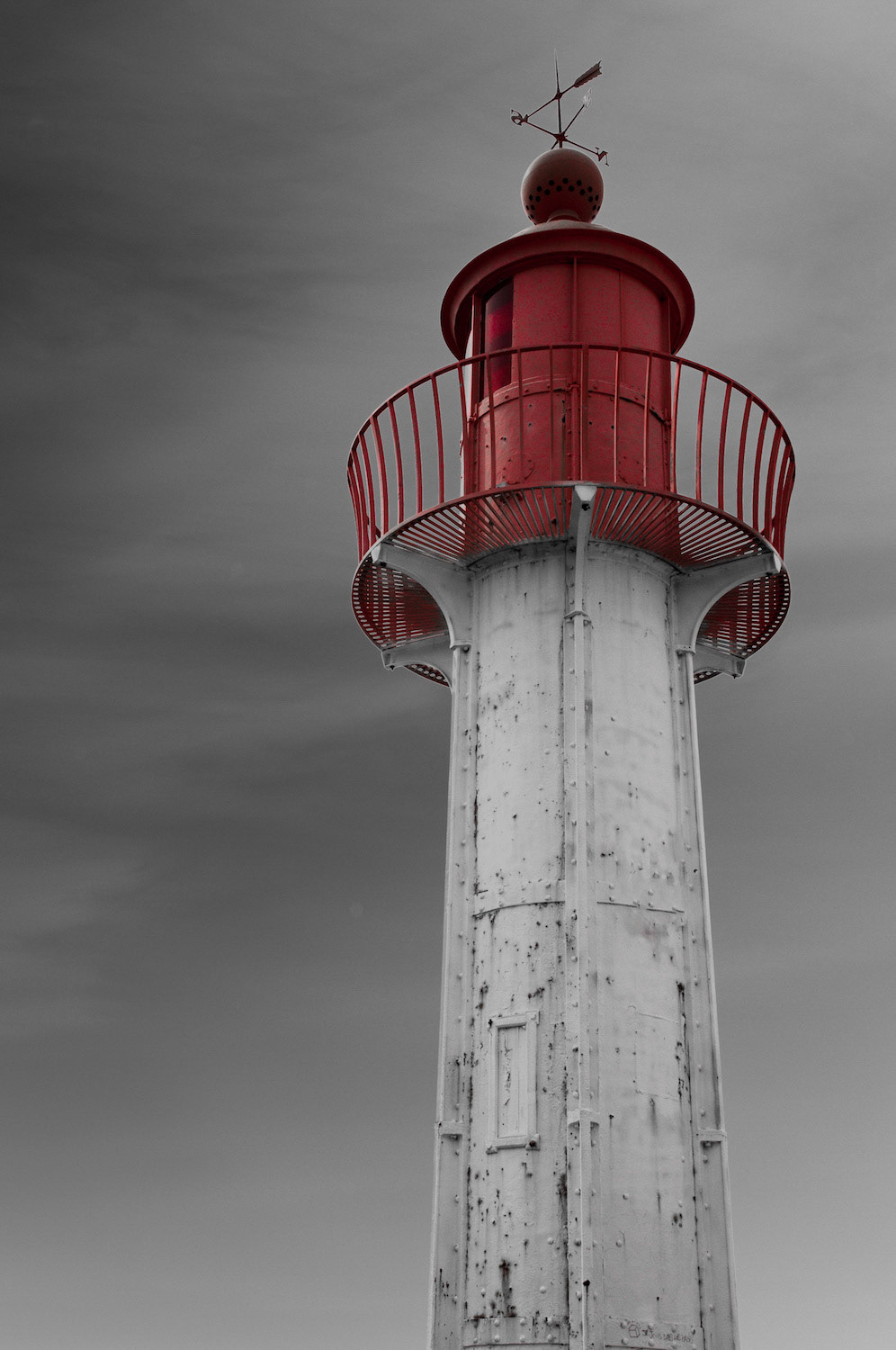 The red lighthouse