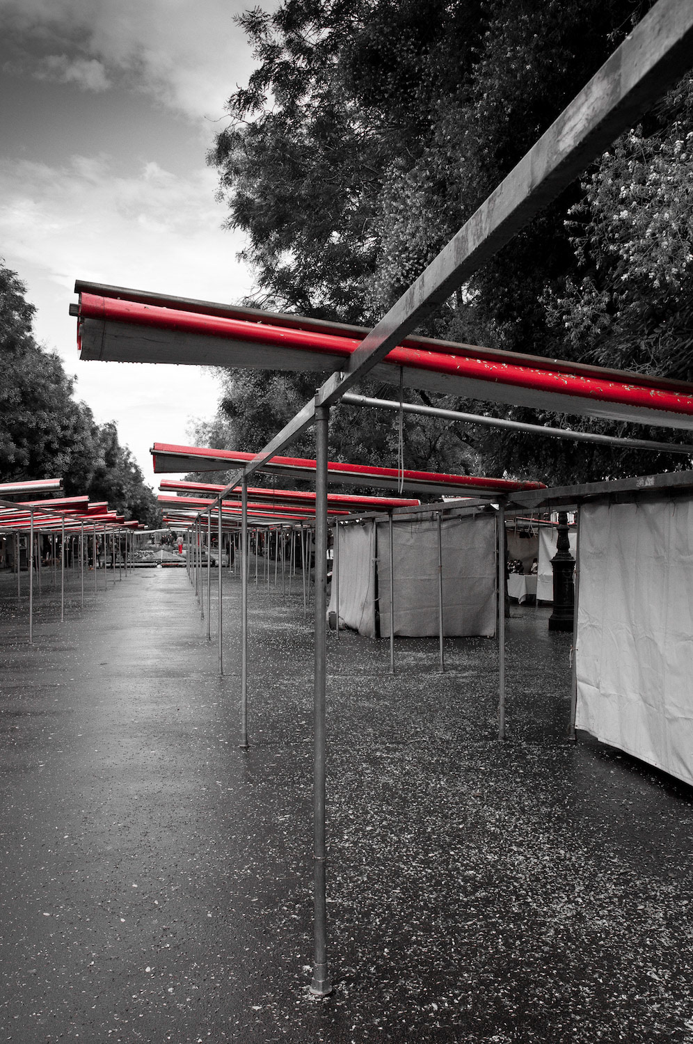 The unattended market