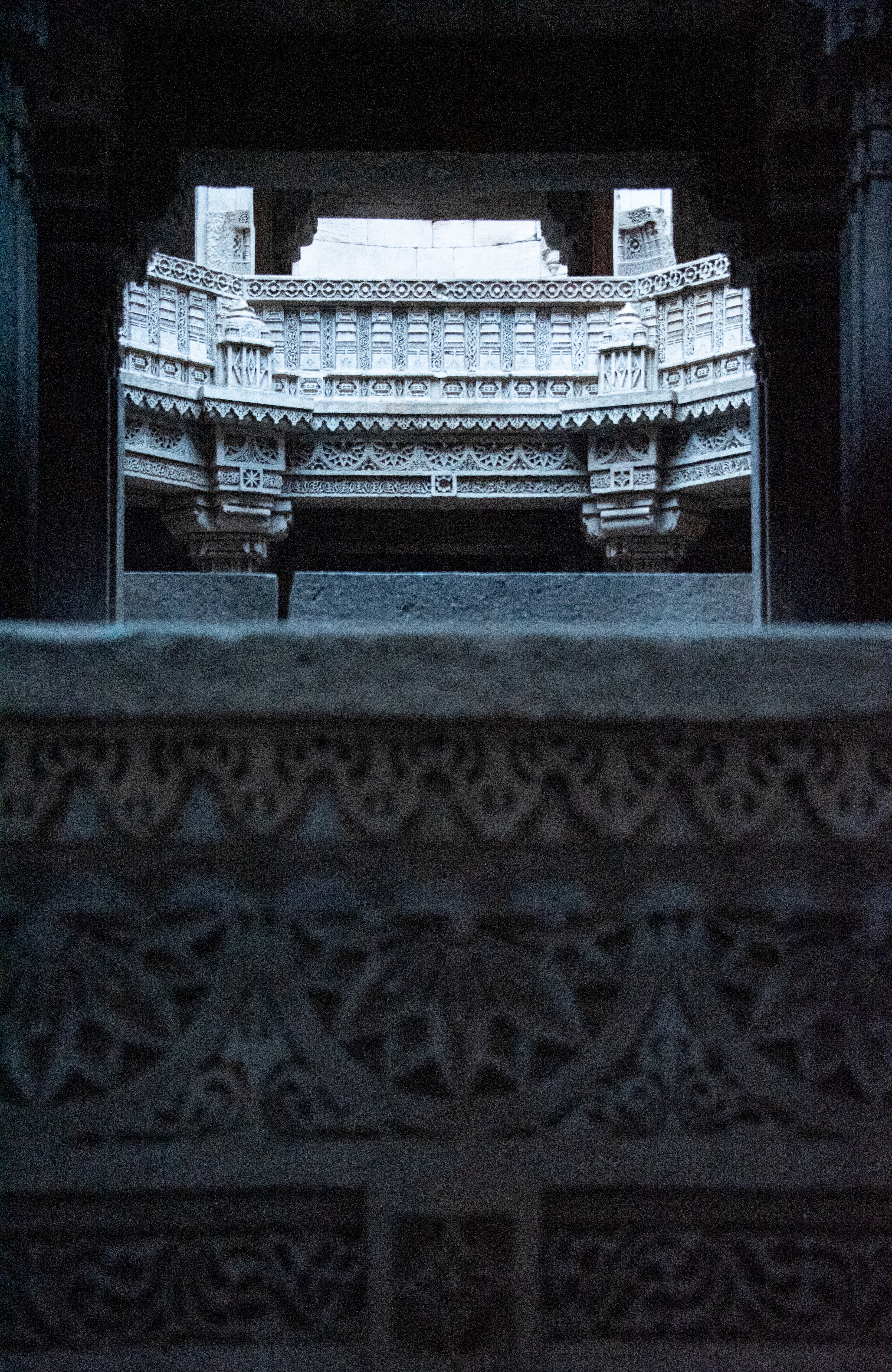 Adalaj-ni-Waav, AMD