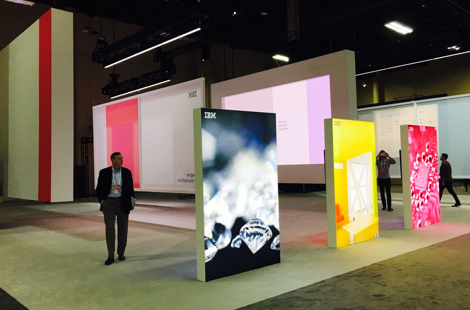 IBM InterConnect / Lightboxes