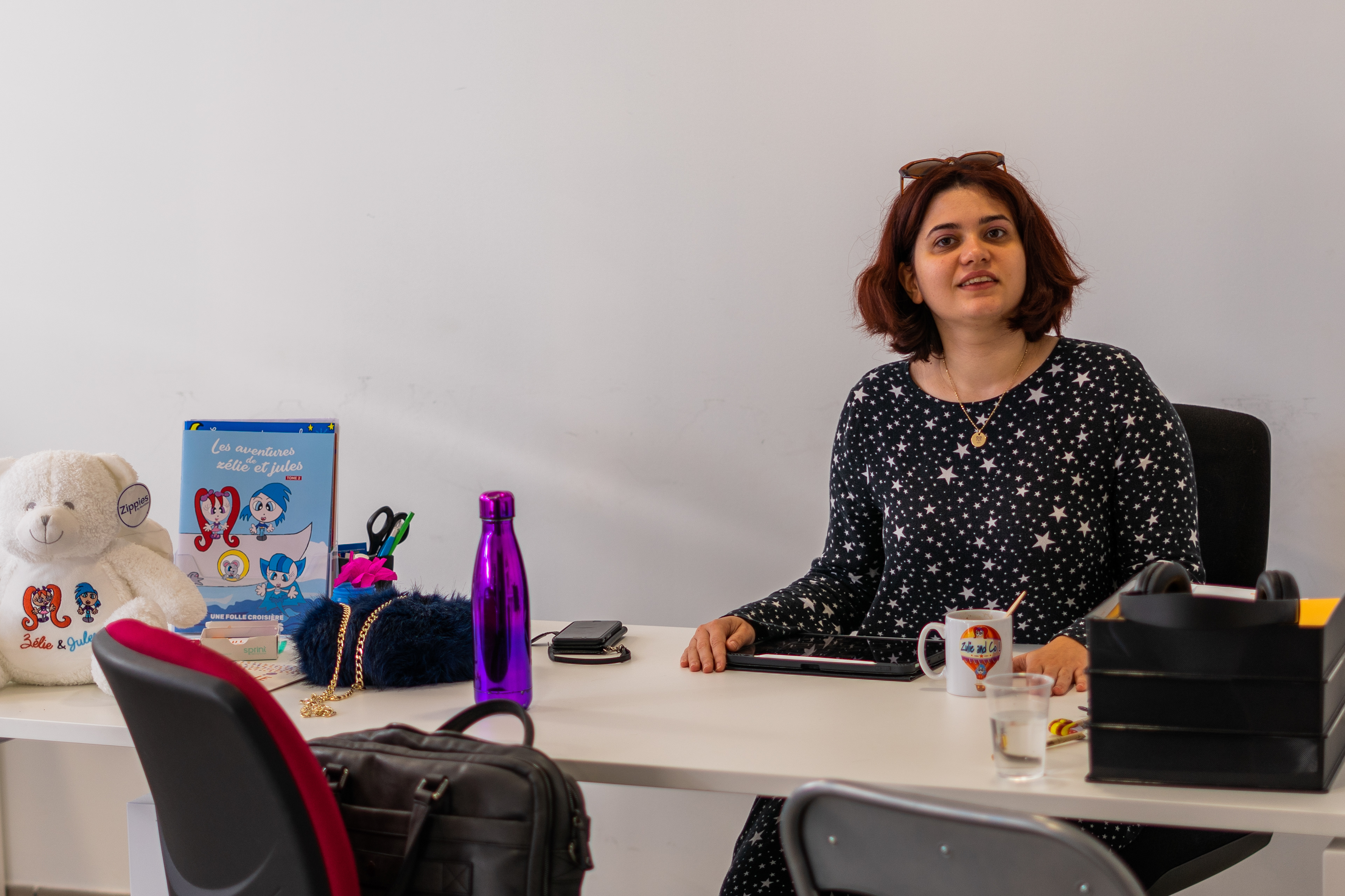 Le bureau de Julie, un lieu d'accueil et d'échange avec ses partenaires.