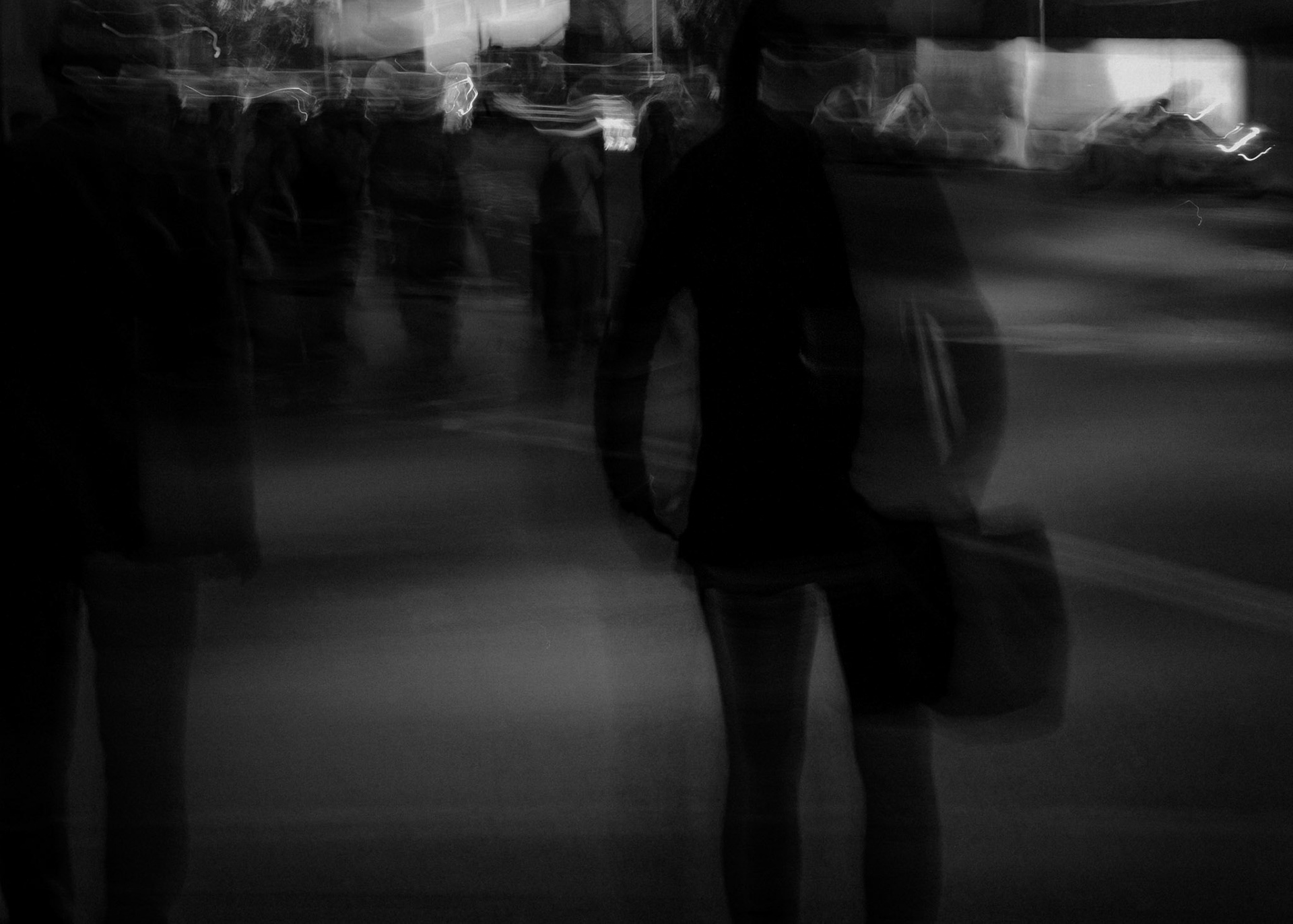 Stand still, surrounding infinite space