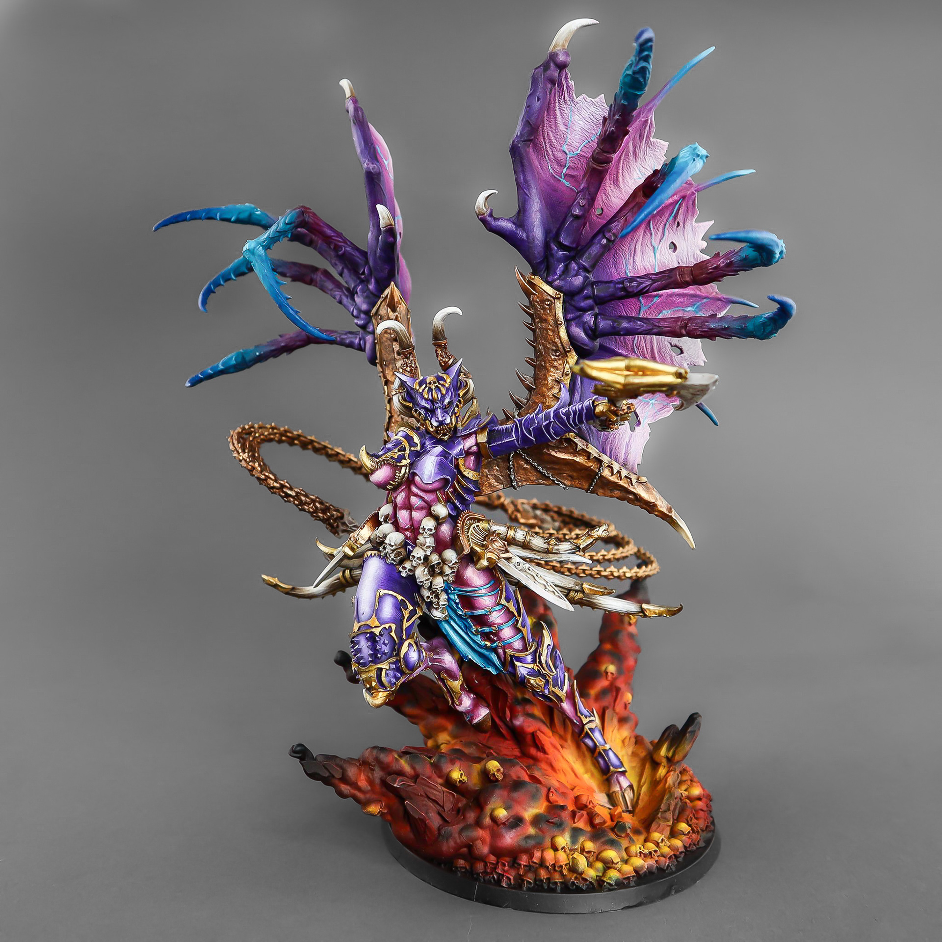Queen of Onslaught Creature Caster