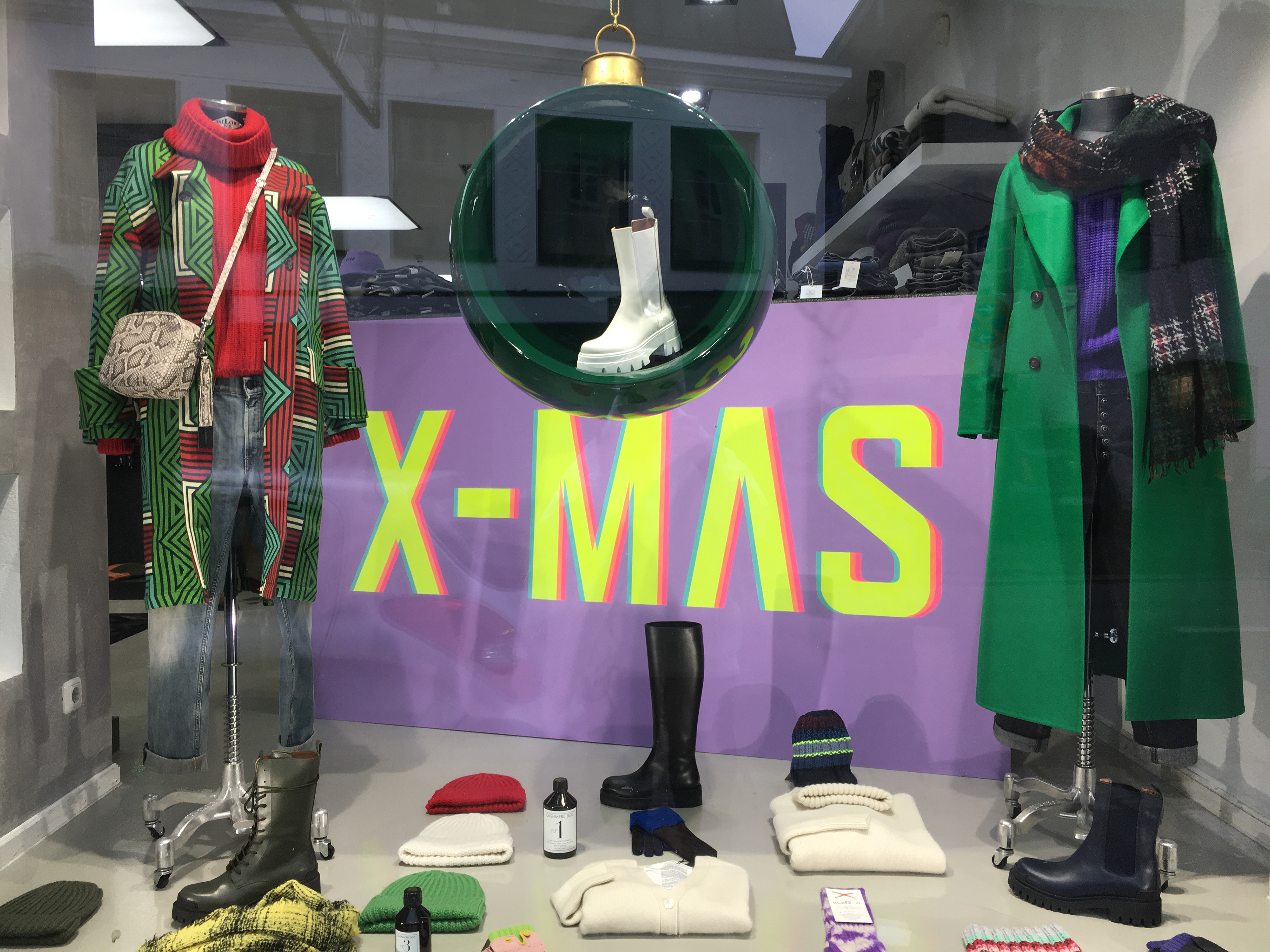 COMISSIONED WORK // ADAM & EVE // CHIEMGAU