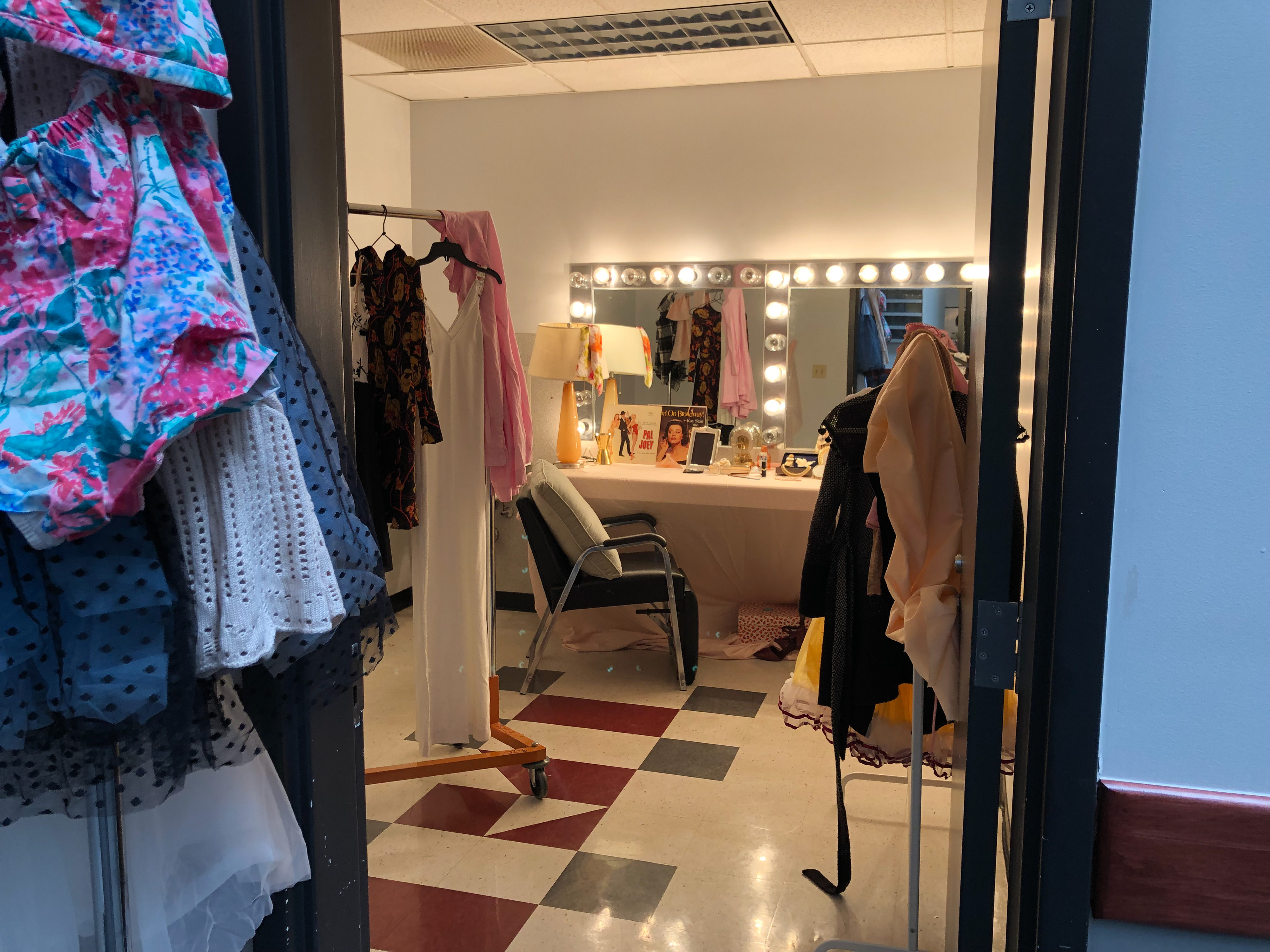 Set Decoration