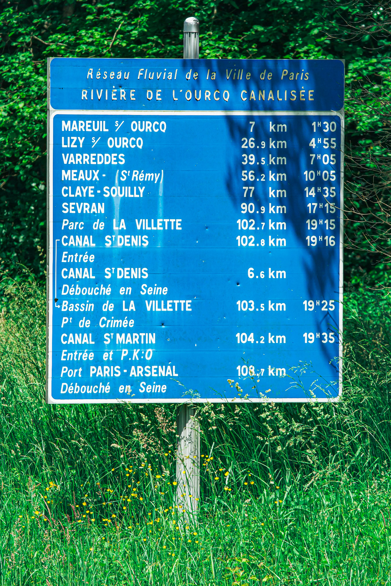 Arrivés à la dernière ville du canal. On prend conscience du chemin parcouru.