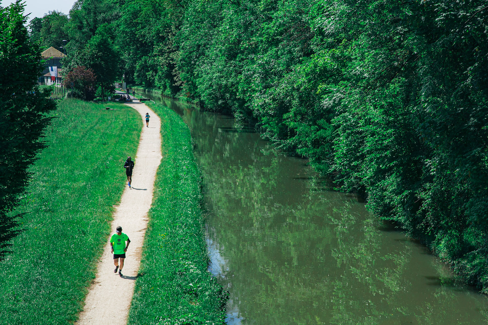 Le canal est un lieu idéal pour respirer un air apaisant à l'écart de la ville.
