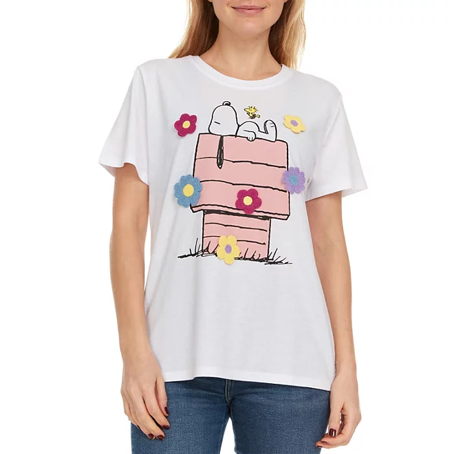 Sam's Club spring 2024: Crochet floral tee