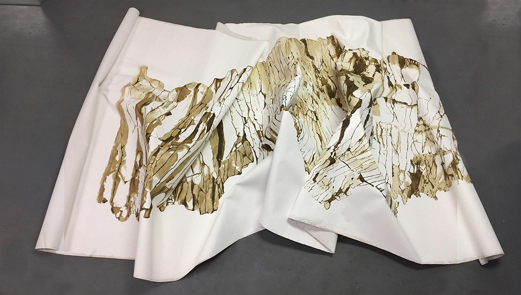 Me Falta (Oil on canvas, 120" x 72" 2018)