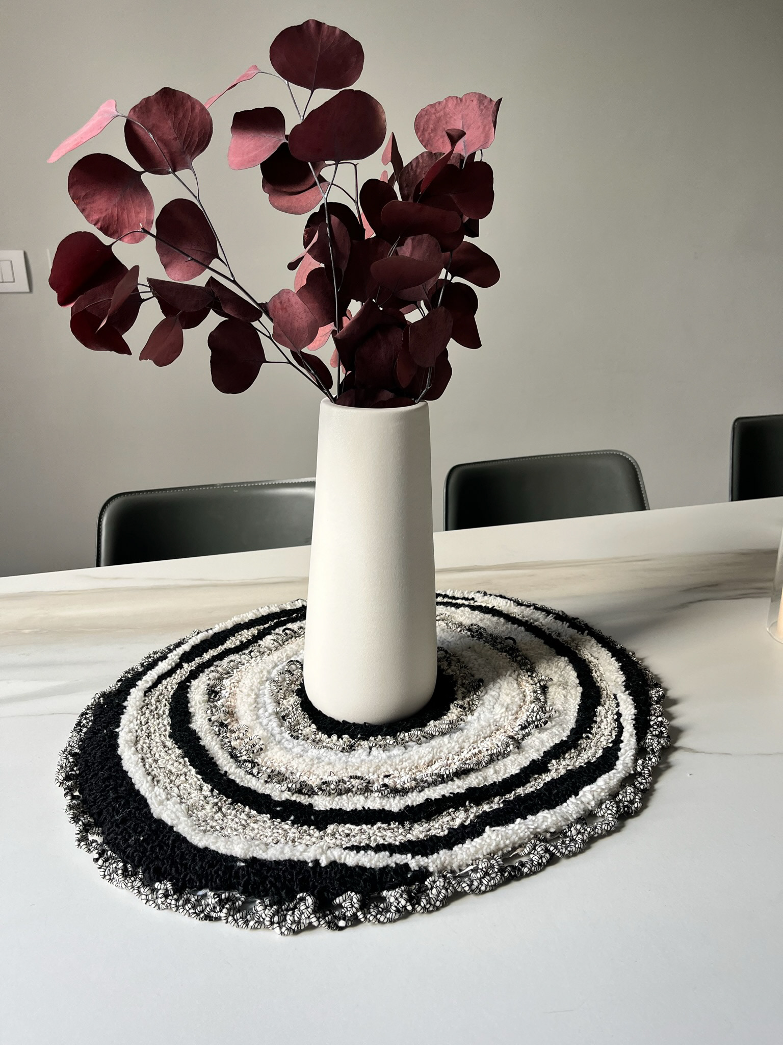 Centerpiece for vase/candleholder or walldecoration