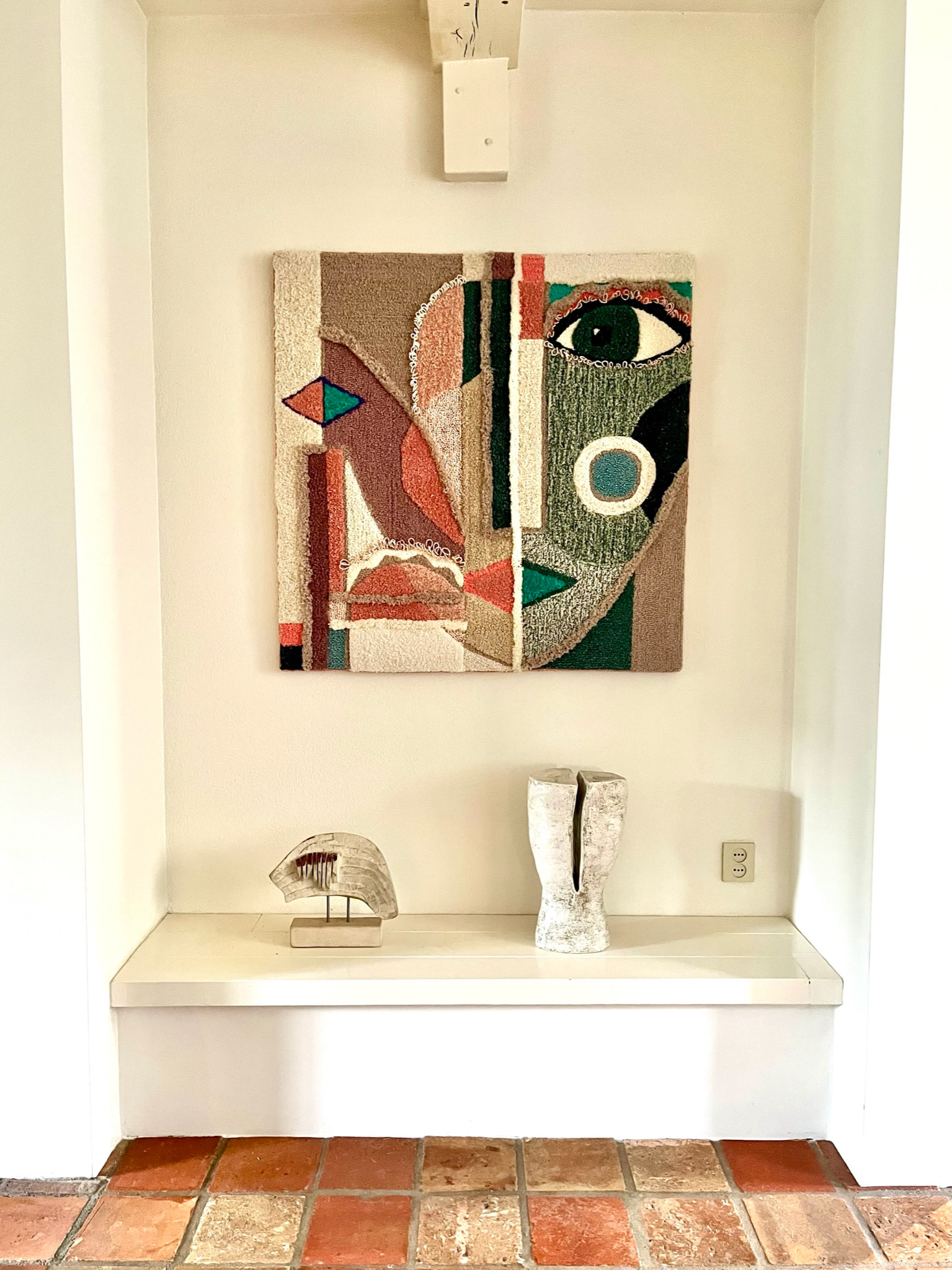 Specular in interior - front
