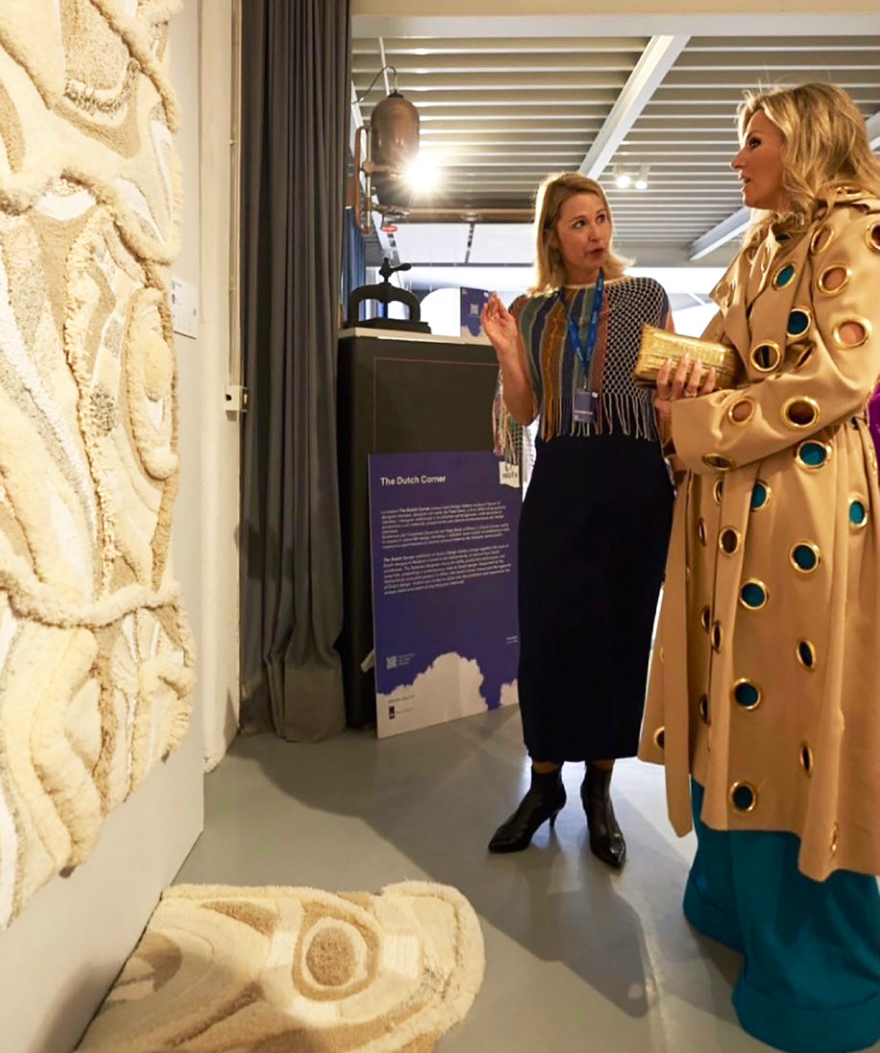 Presenting Sugar Wave to Queen Maxima of the Netherlands