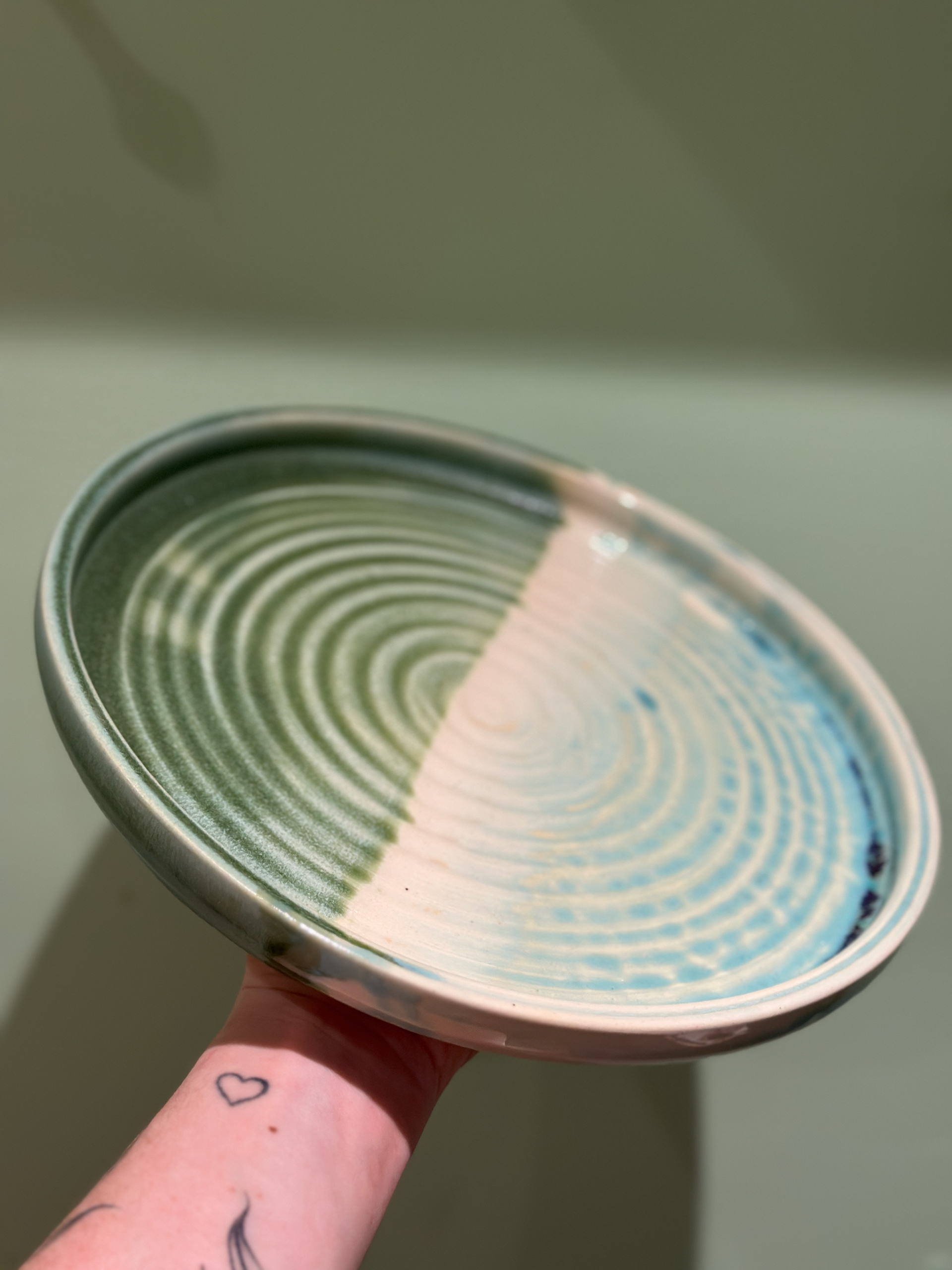 half-and-half plate. flat bottom